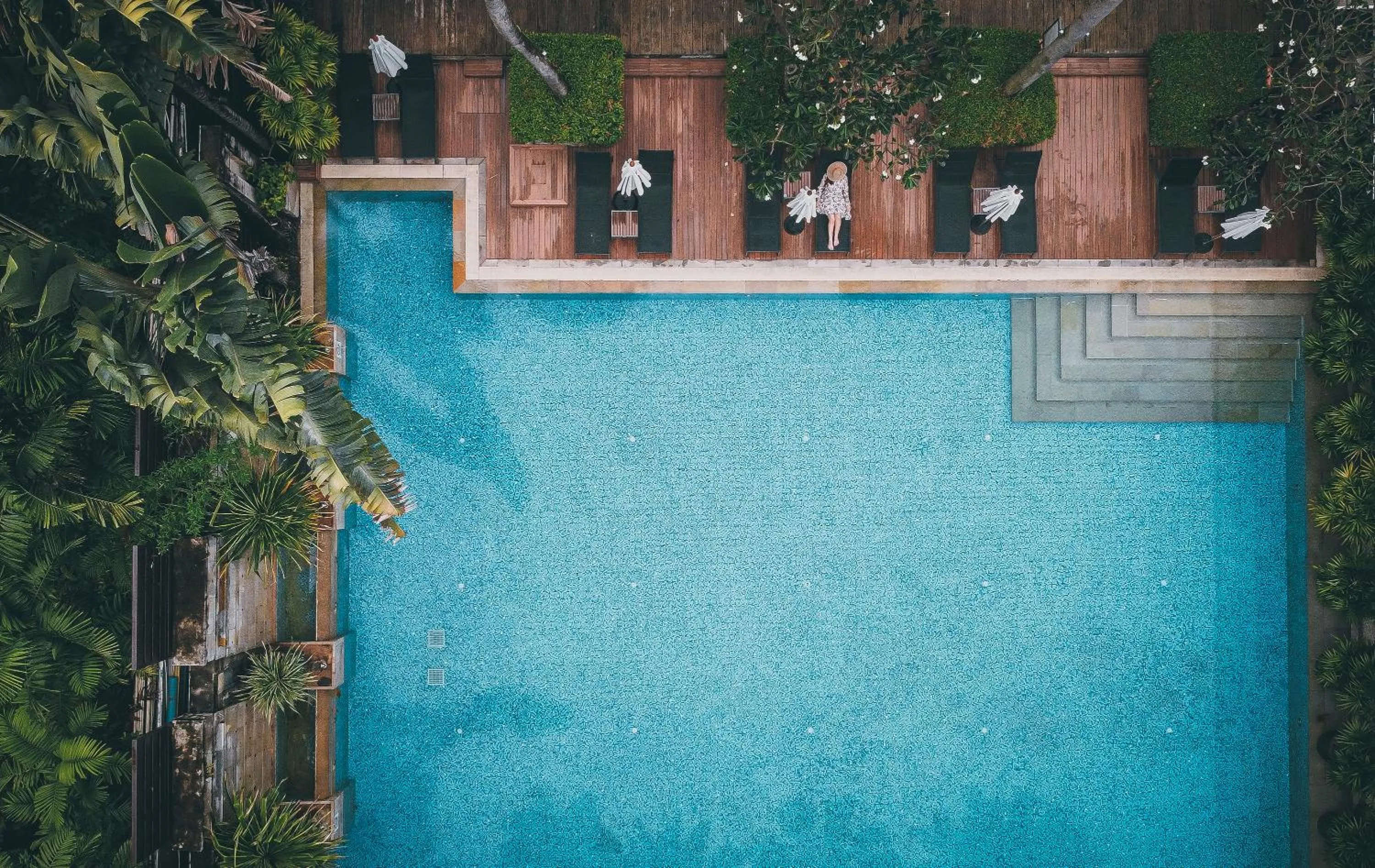 Swimming pool in Burasari Phuket Resort & Spa