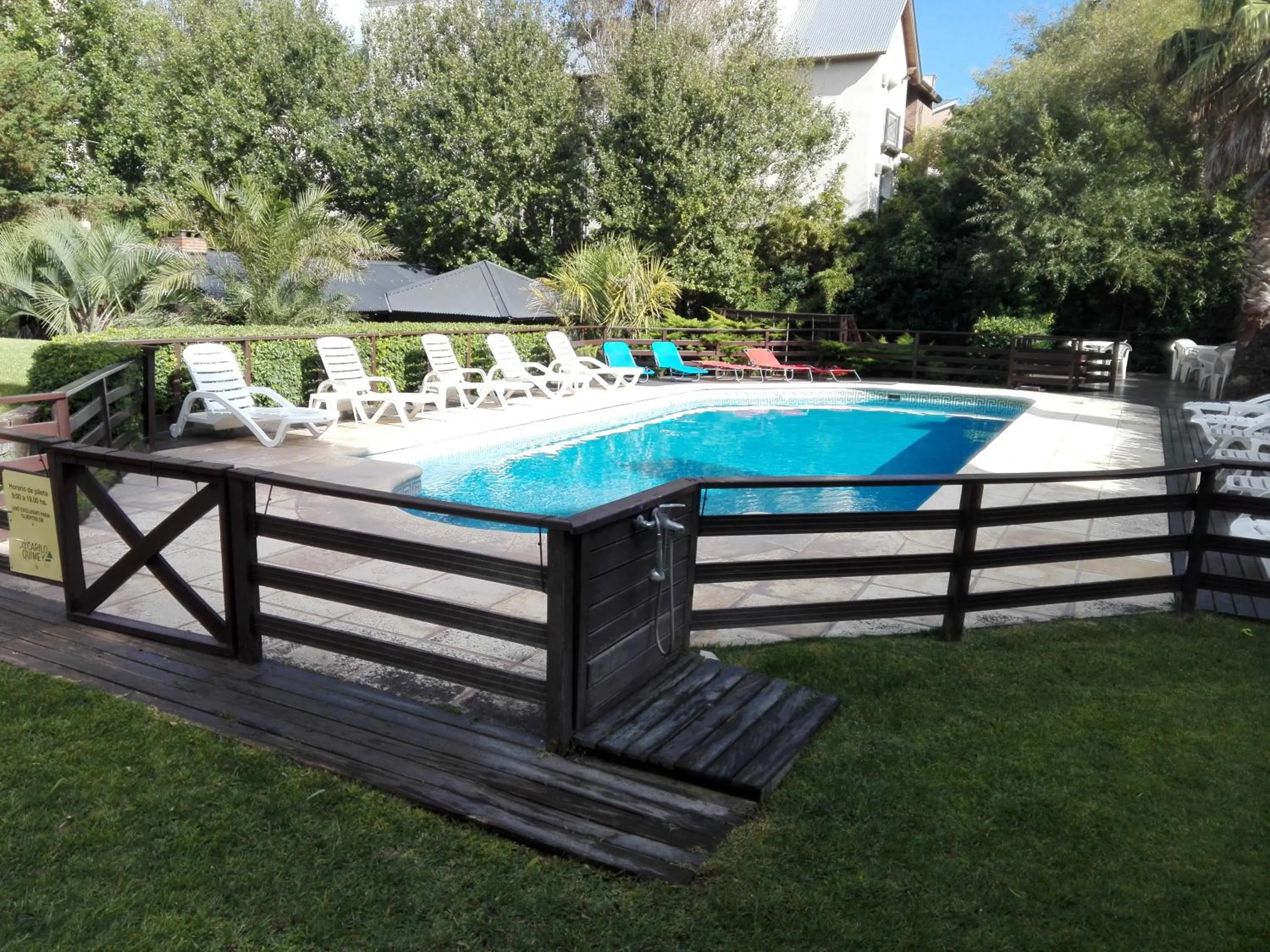 Swimming pool in Carilo Quimey