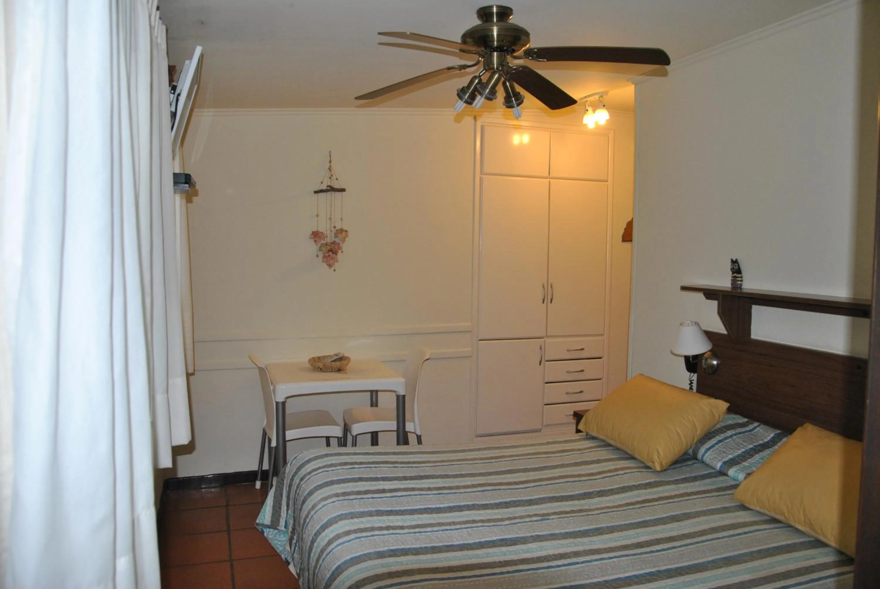 Photo of the whole room, Bed in Carilo Quimey