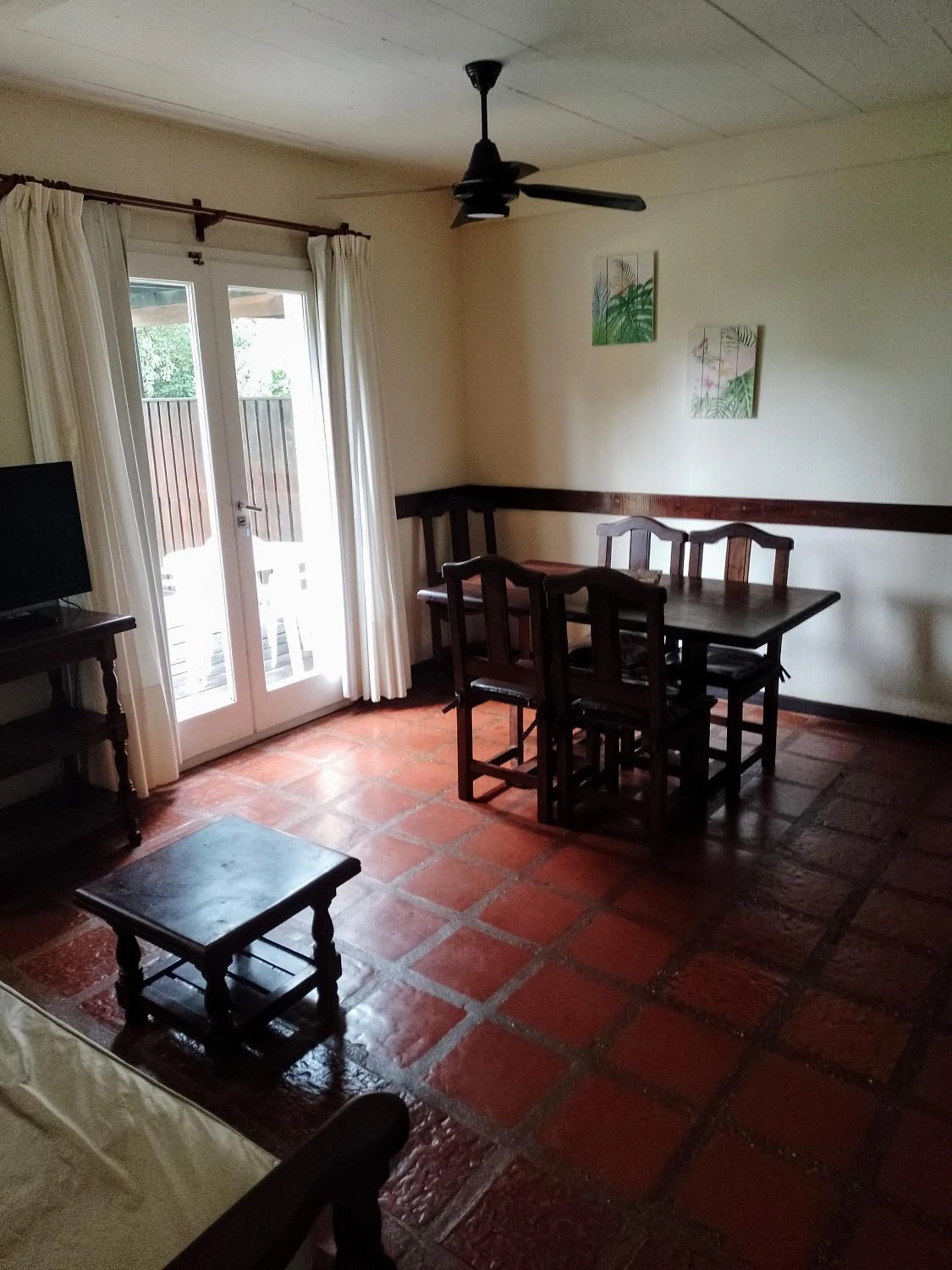 Dining area in Carilo Quimey