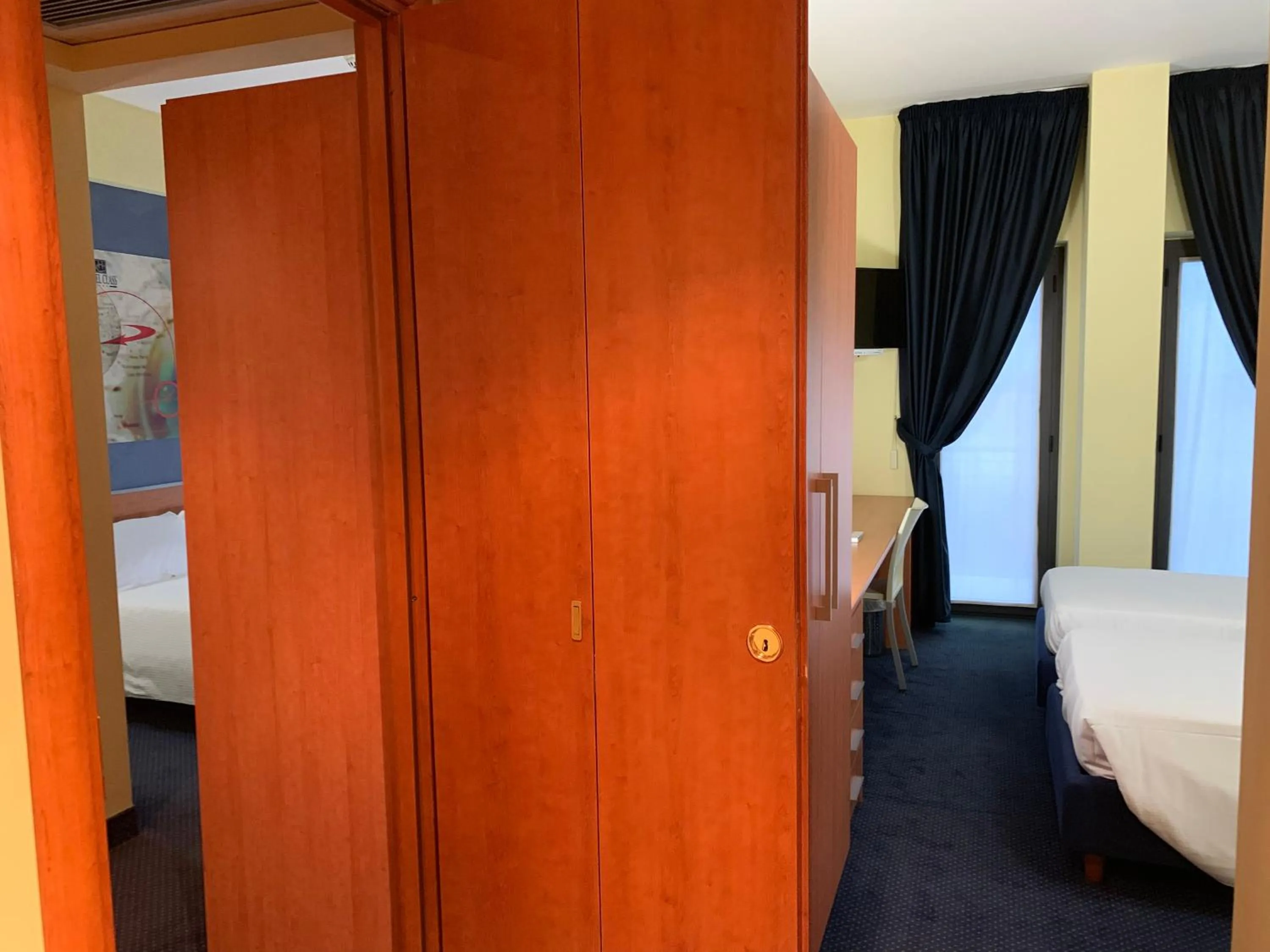 Bedroom, Bed in Best Western Hotel Class Lamezia