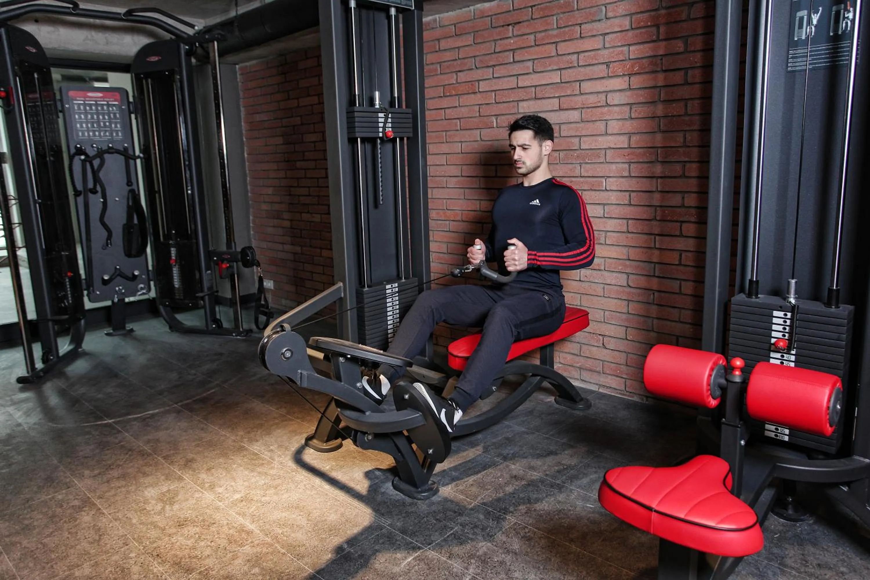 Fitness centre/facilities in L.M Club Hotel