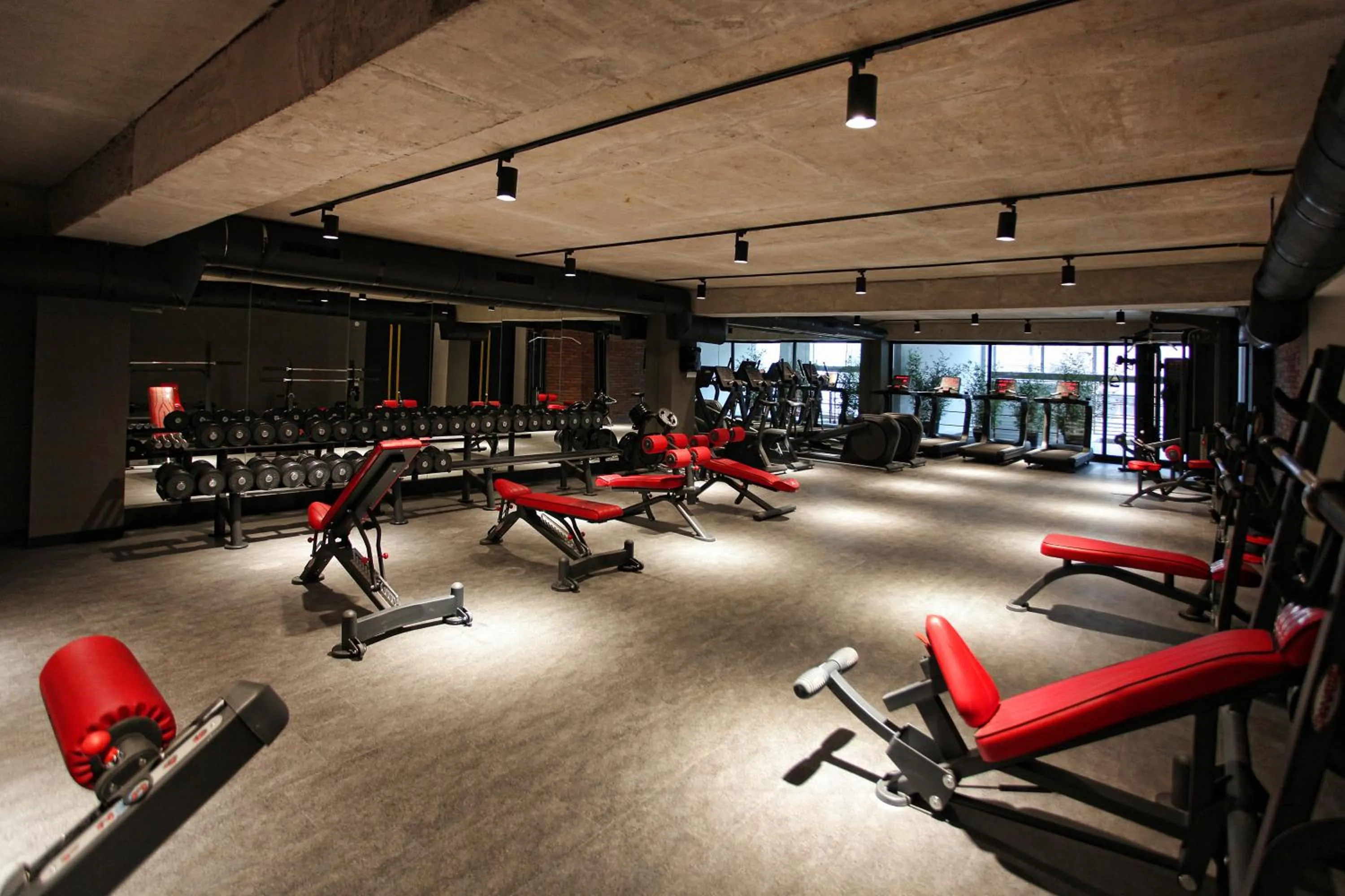 Fitness centre/facilities in L.M Club Hotel