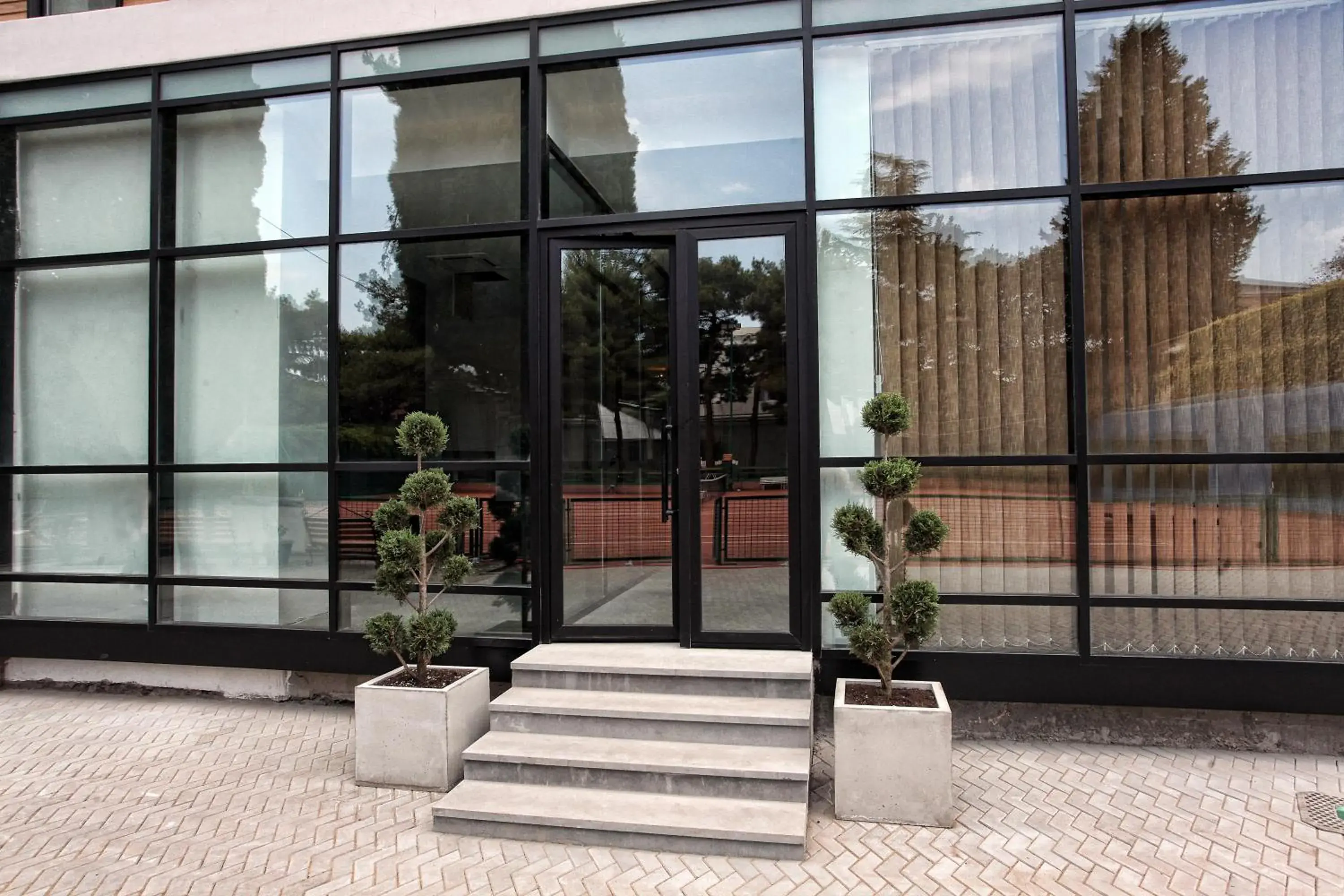 Facade/entrance in L.M Club Hotel Facade/entrance in L.M Club Hotel