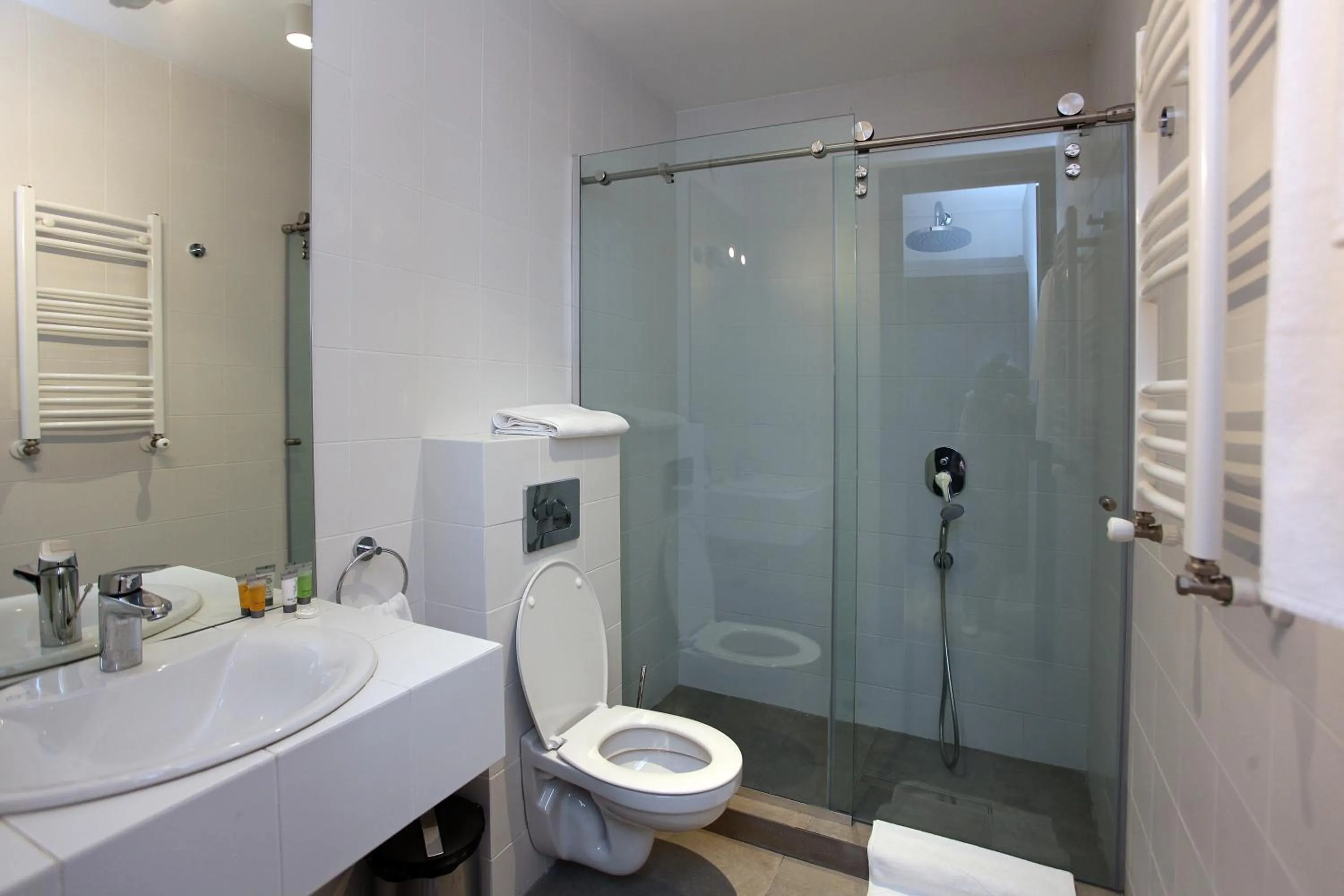 Shower in L.M Club Hotel