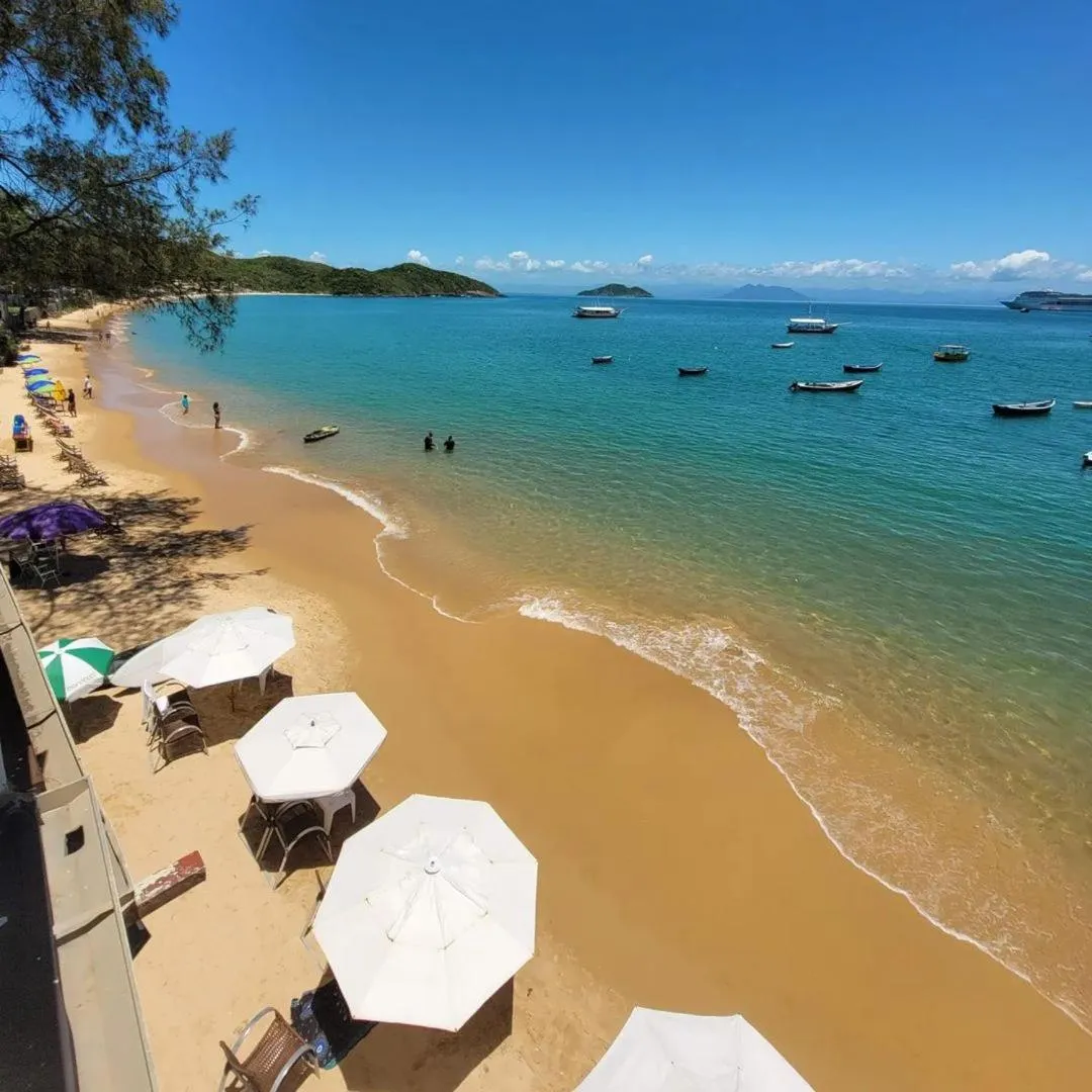 Beach in Bamboo Búzios Hostel