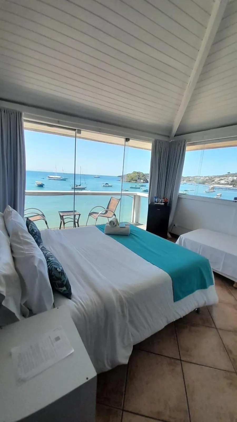 Bed in Bamboo Búzios Hostel