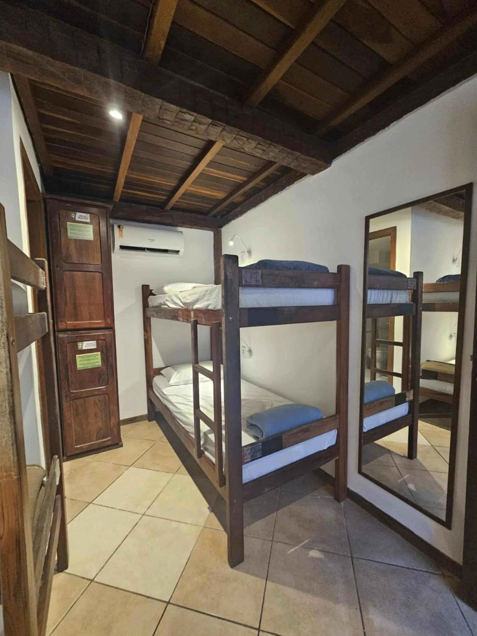 Bed in Bamboo Búzios Hostel