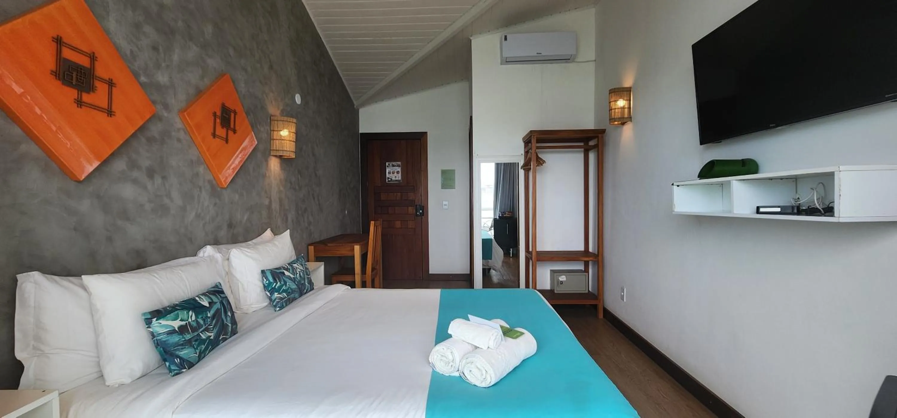 Bed in Bamboo Búzios Hostel