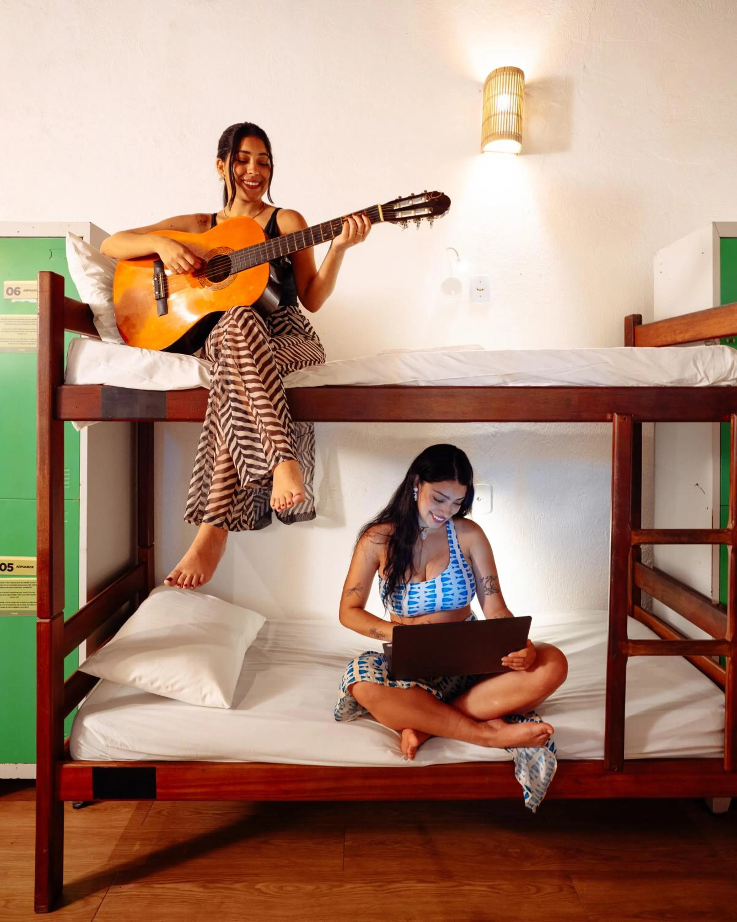 Bed in Bamboo Búzios Hostel