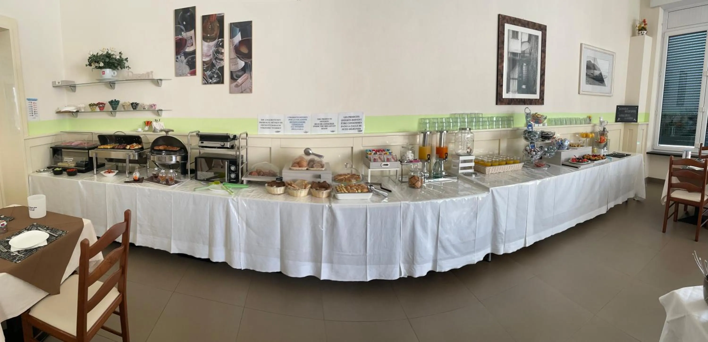 Breakfast in Hotel Lauro