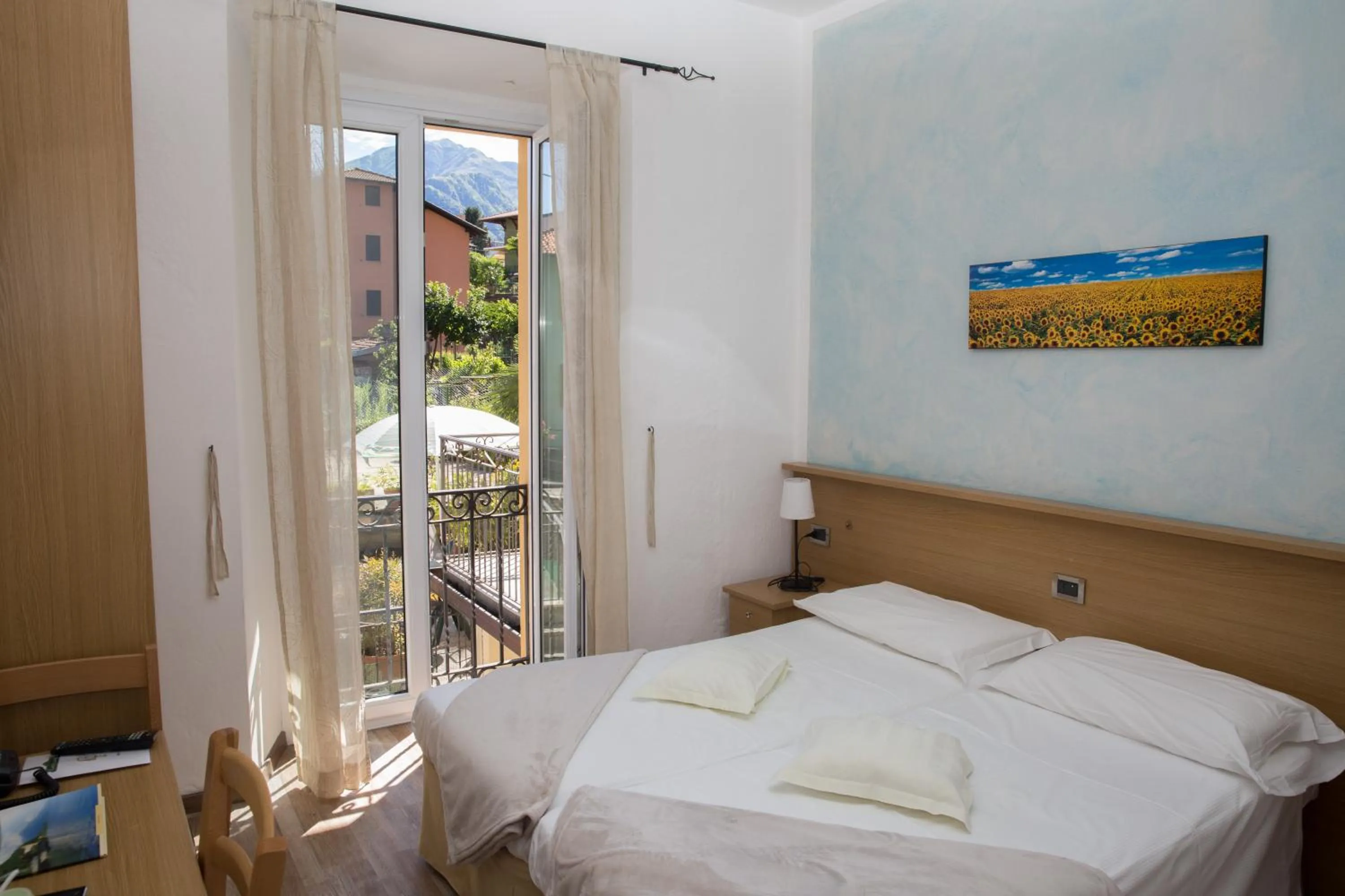 Bedroom, Bed in Hotel Lauro