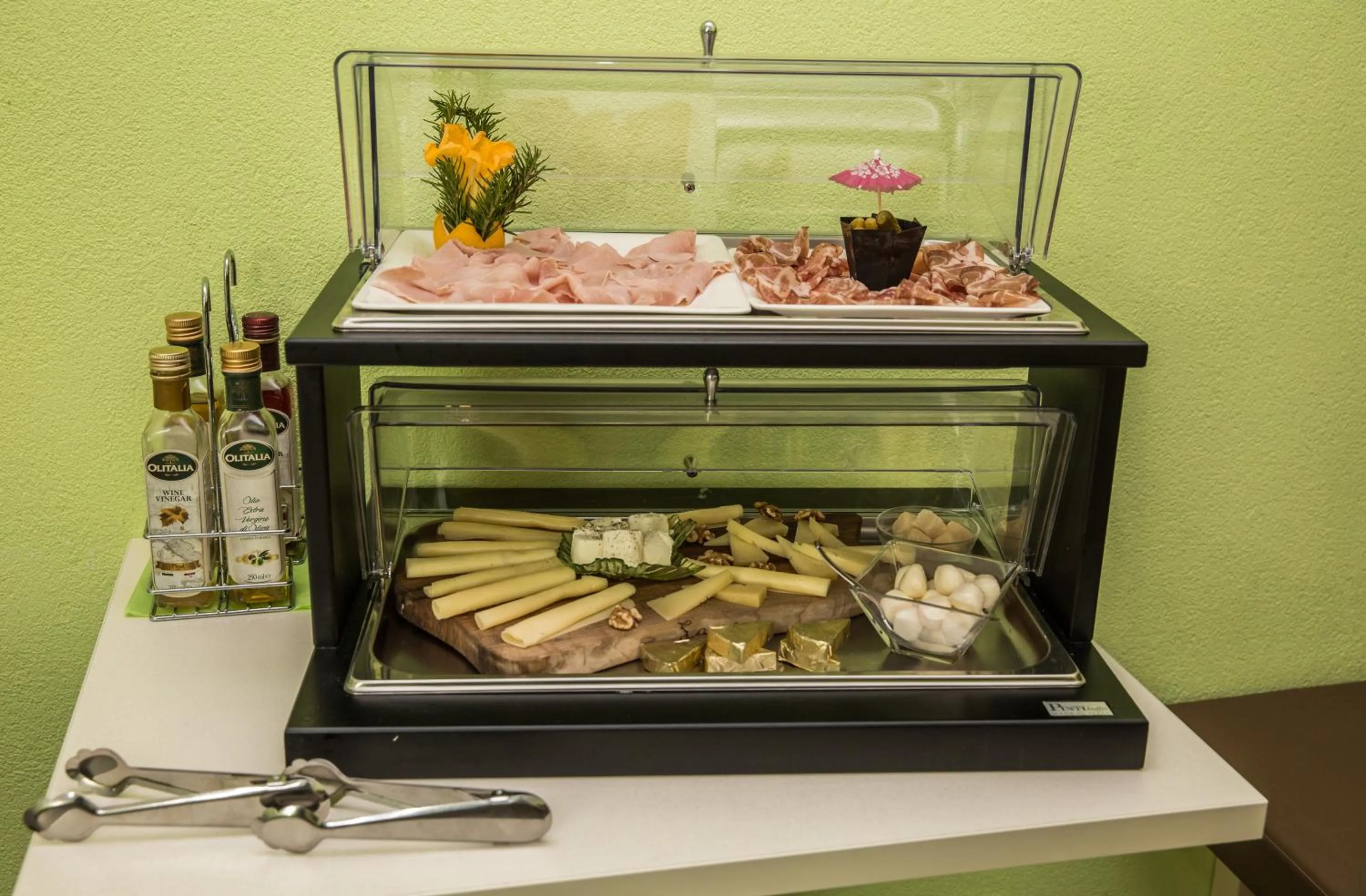 Food and drinks in Hotel Lauro