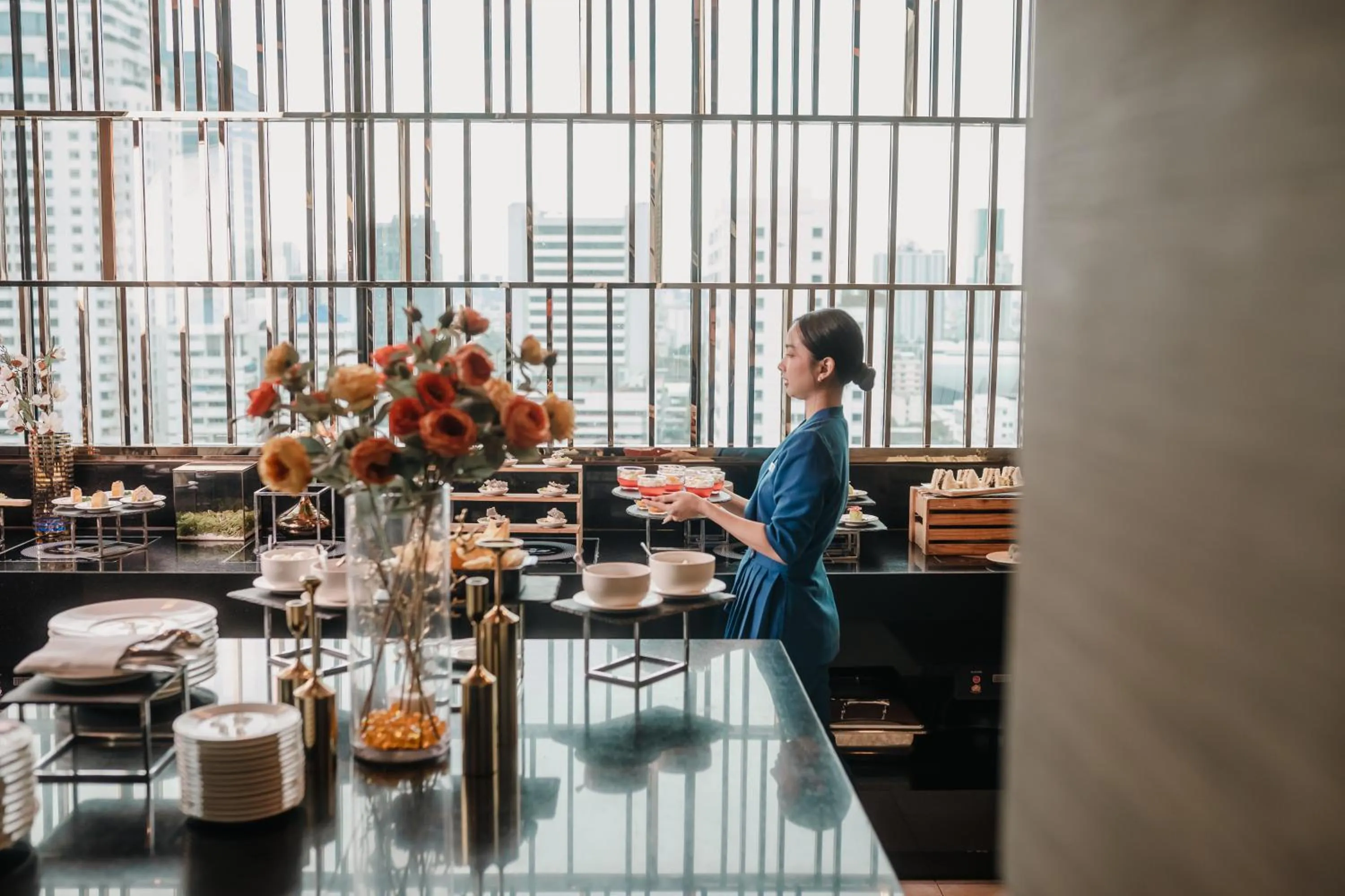 Restaurant/places to eat in Solitaire Bangkok Sukhumvit 11