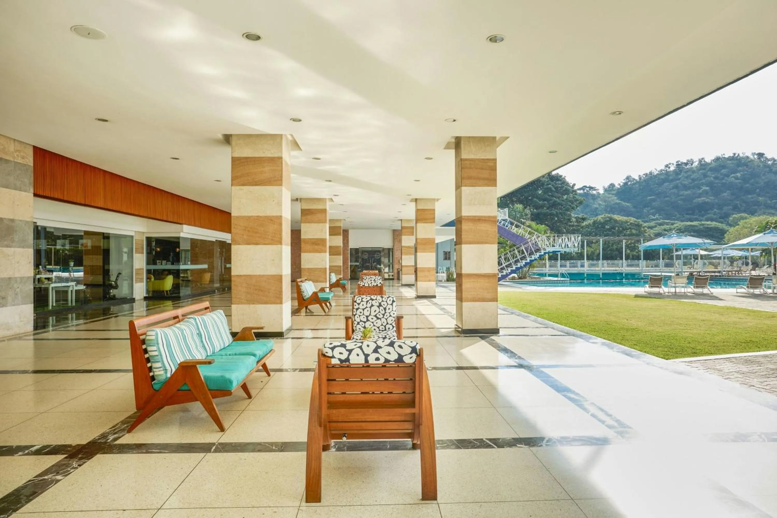 Lobby or reception in Marriott Maracay Golf Resort