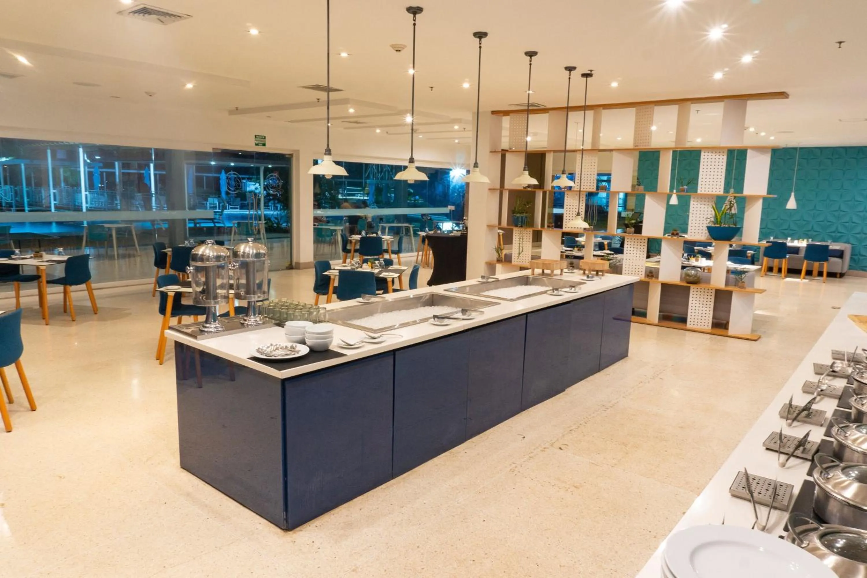 Restaurant/places to eat in Marriott Maracay Golf Resort