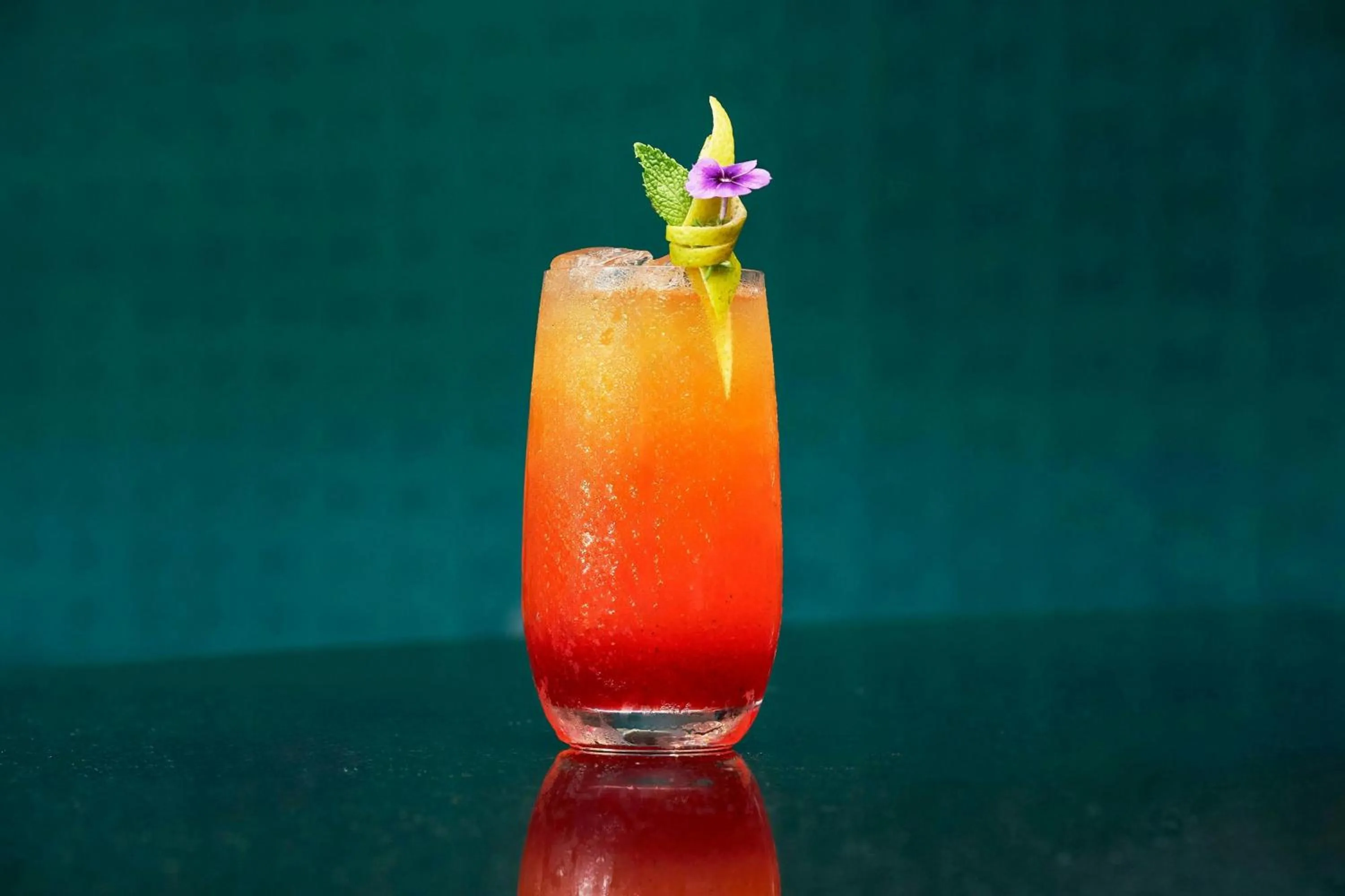 Lounge or bar in Marriott Maracay Golf Resort