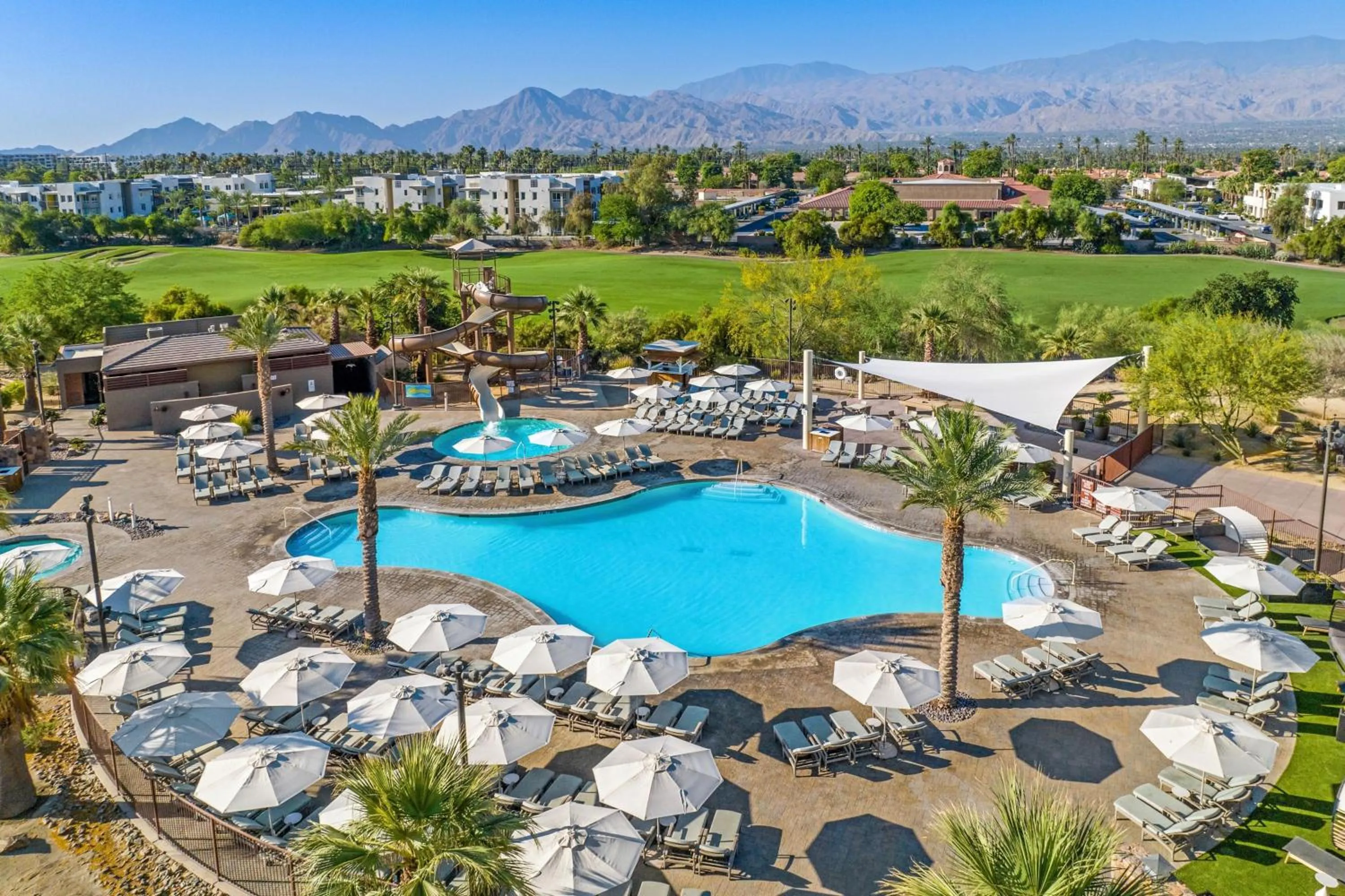 Swimming pool in The Westin Desert Willow Villas, Palm Desert
