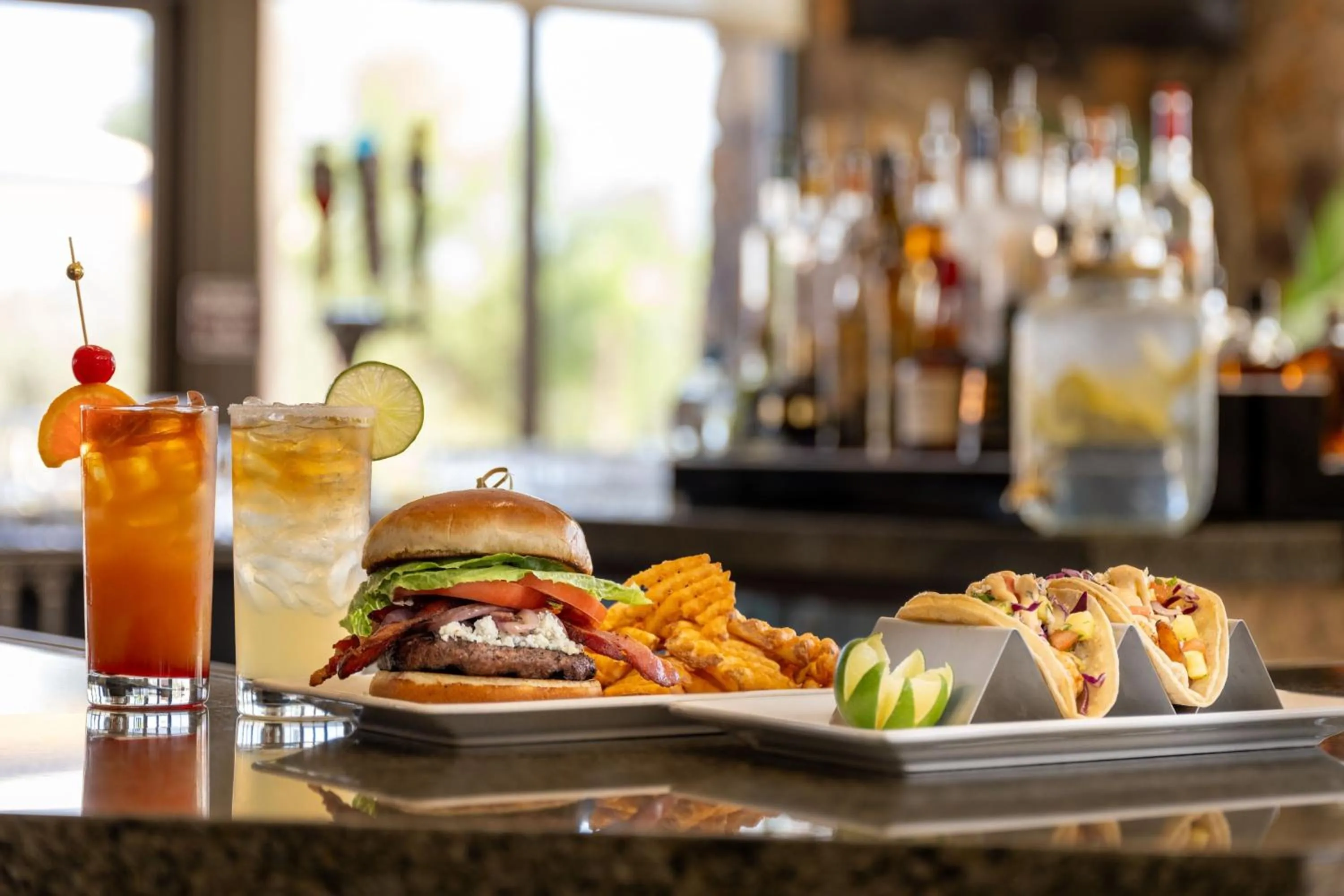 Lounge or bar in The Westin Desert Willow Villas, Palm Desert