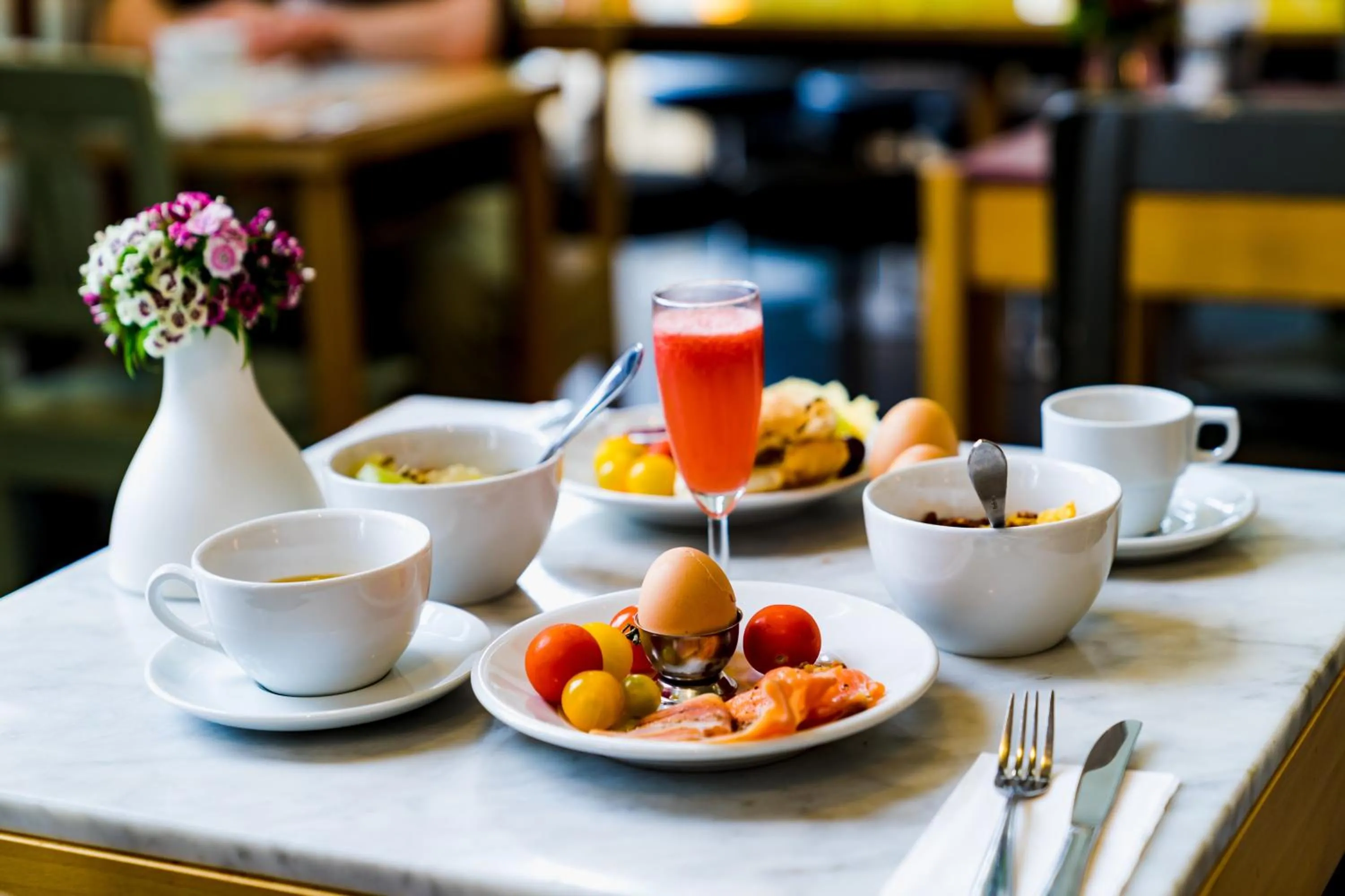 Breakfast in Almabosque Cabañas
