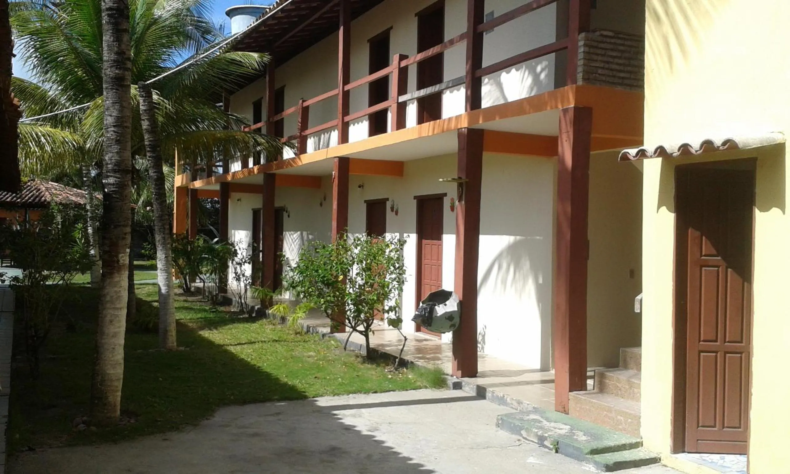 Facade/entrance in Vale Verde Coroa Vermelha