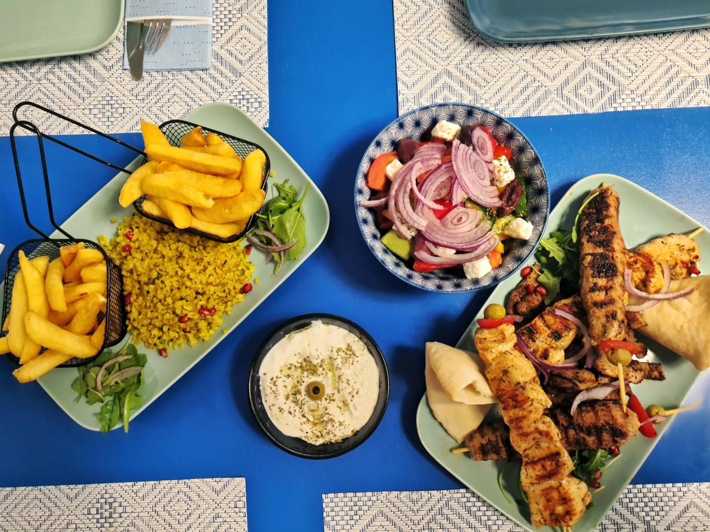 Restaurant/places to eat in Hotel Malinowski Economy