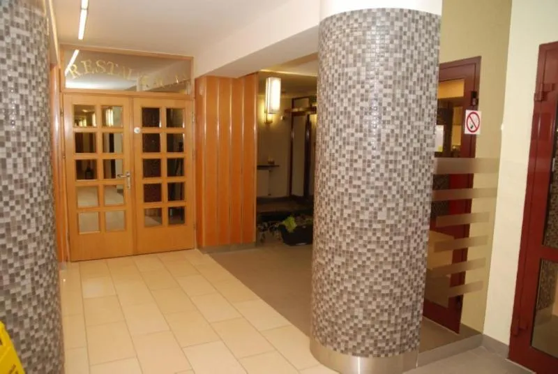 Lobby or reception in Hotel Malinowski Economy