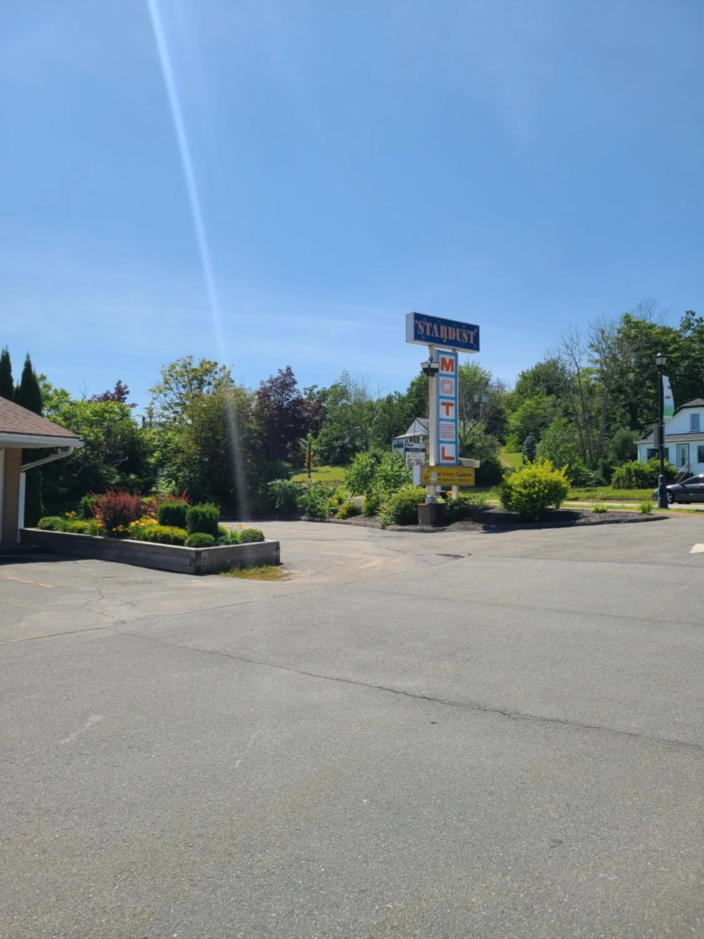 Property building in Stardust Motel - Bedford