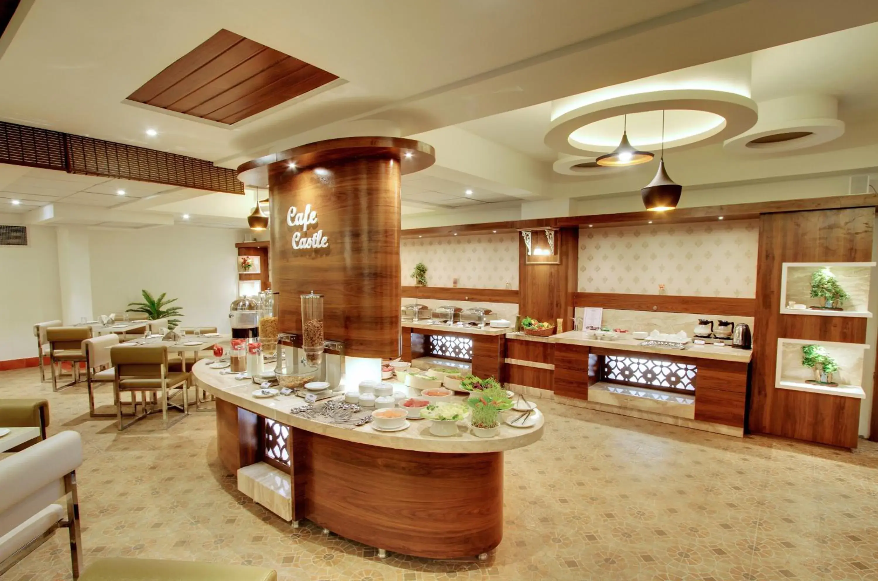 Restaurant/places to eat in White Castle Boutique Apartment Hotel Restaurant/places to eat in White Castle Boutique Apartment Hotel