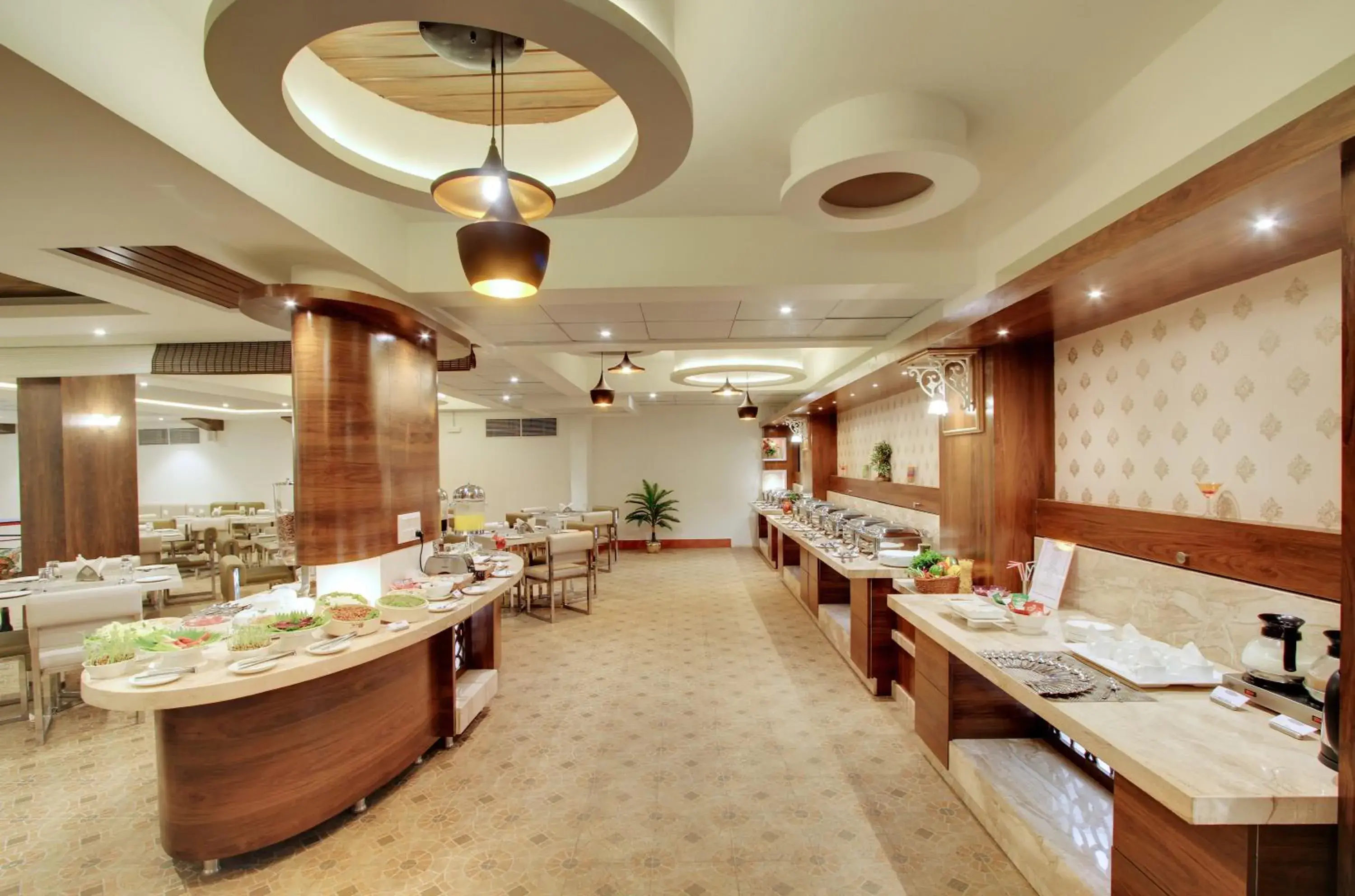 Restaurant/places to eat in White Castle Boutique Apartment Hotel Restaurant/places to eat in White Castle Boutique Apartment Hotel