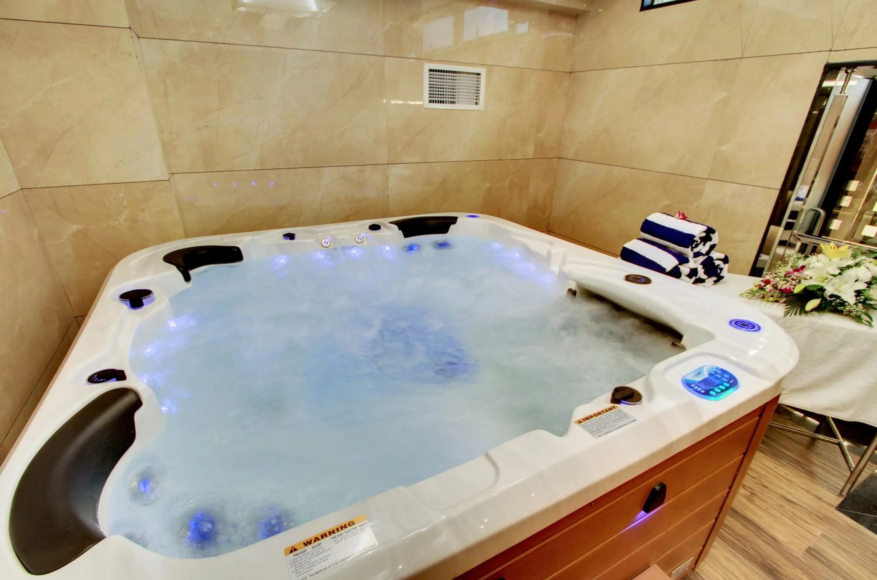 Sauna in White Castle Boutique Apartment Hotel