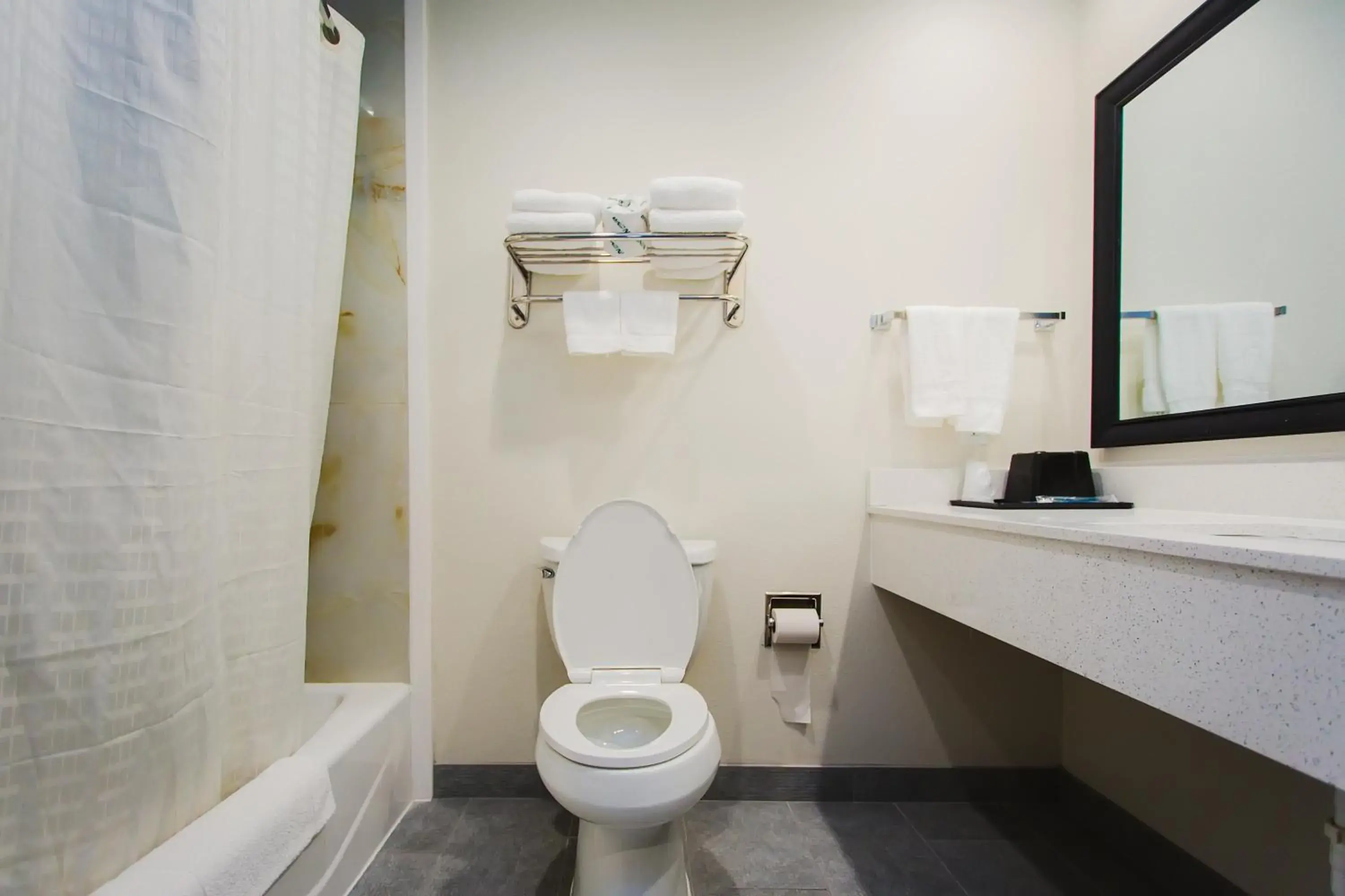 Bathroom in Scottish Inn & Suites - Atascocita