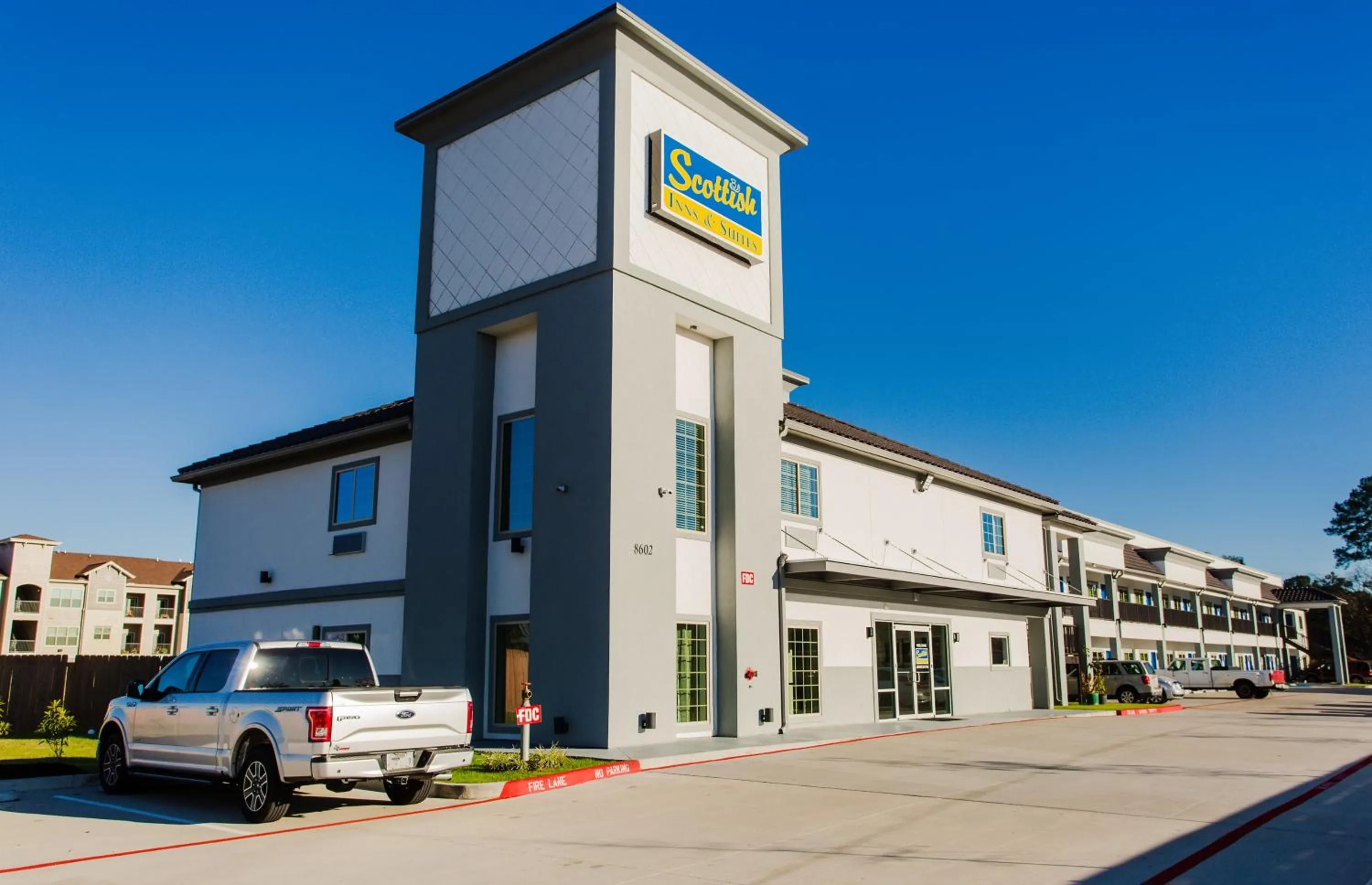 Property building in Scottish Inns & Suites Atascocita