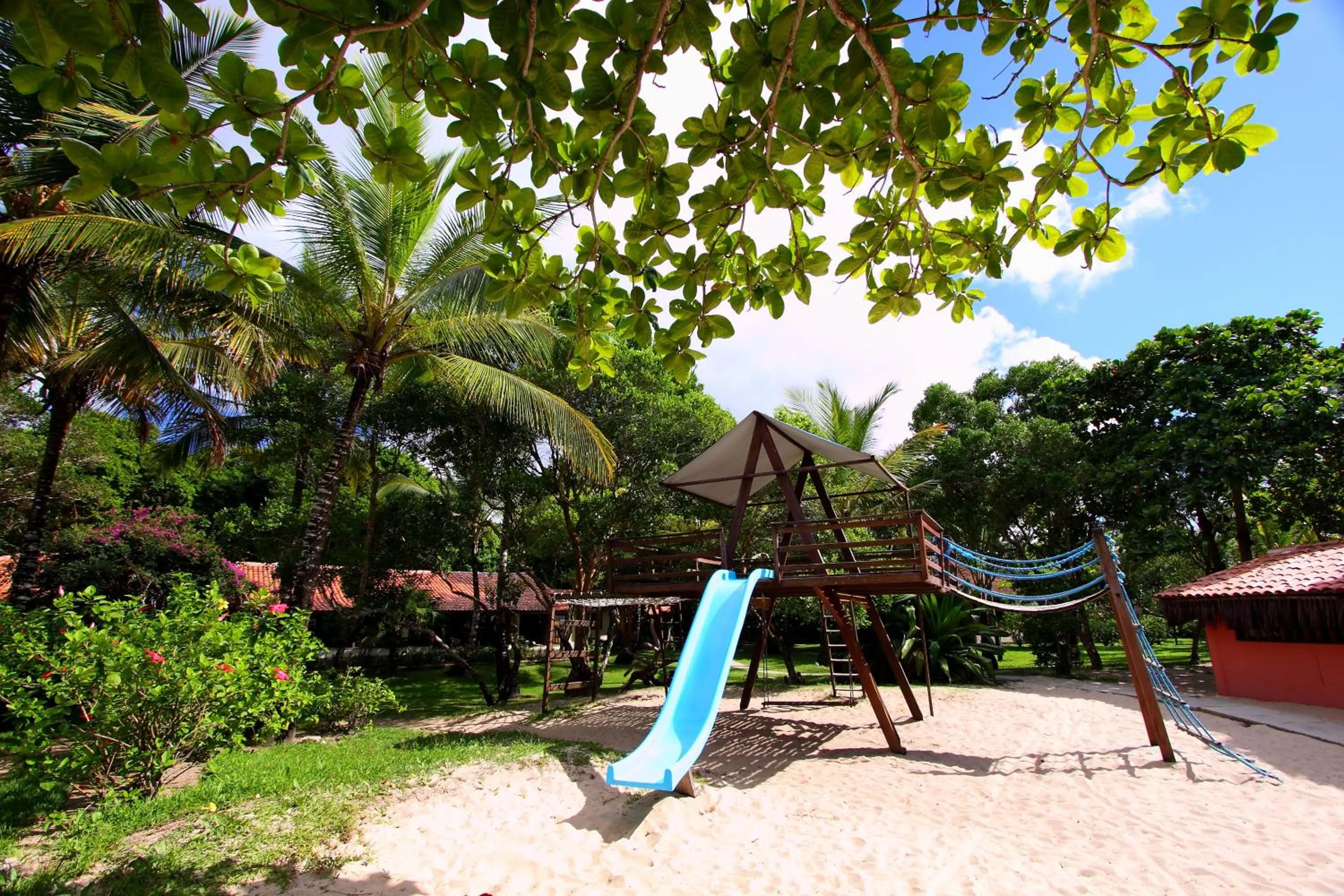 Children play ground in Canto d Alvorada Hotel Pousada