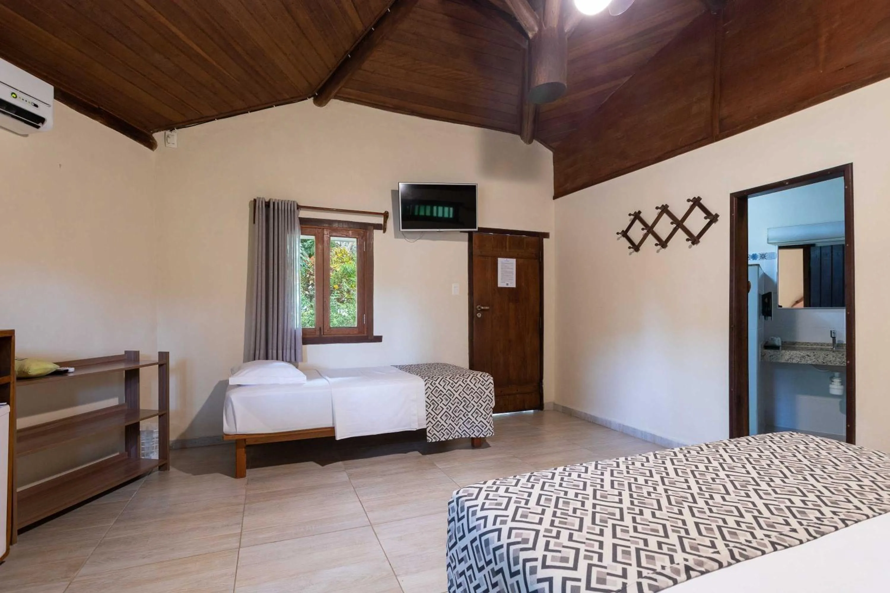 Bed in Canto d Alvorada Hotel Pousada