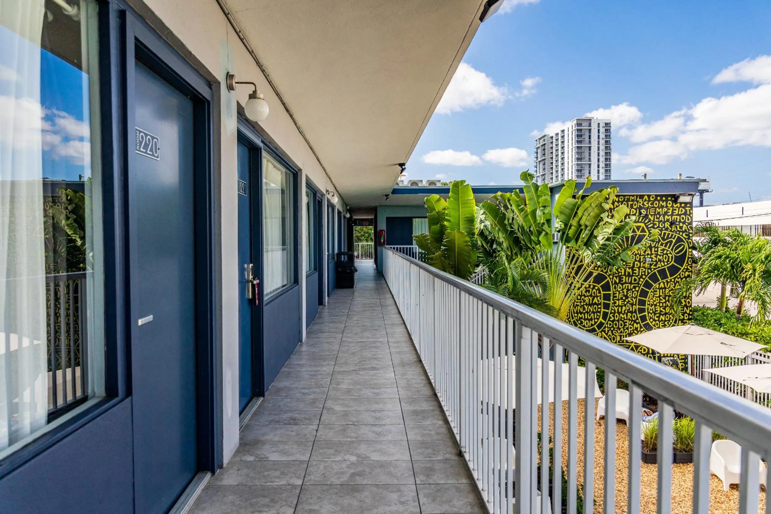 Area and facilities in Up Midtown