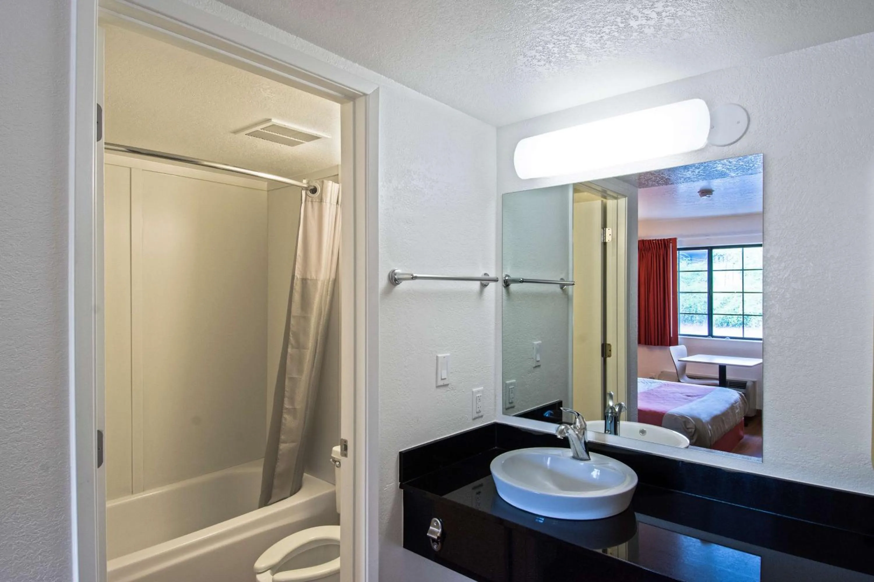 Shower in Motel 6-Redding, CA - South