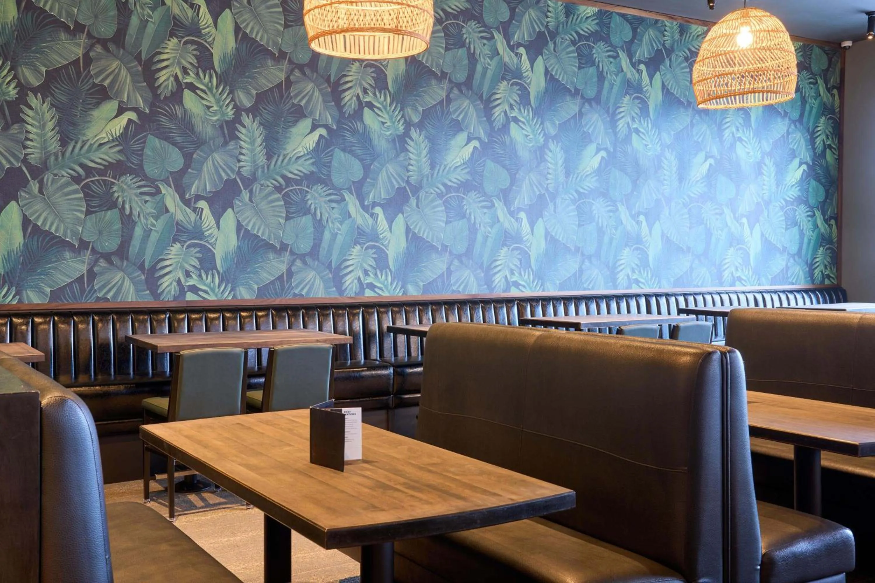 Restaurant/places to eat in Sandman Signature Prince George Hotel