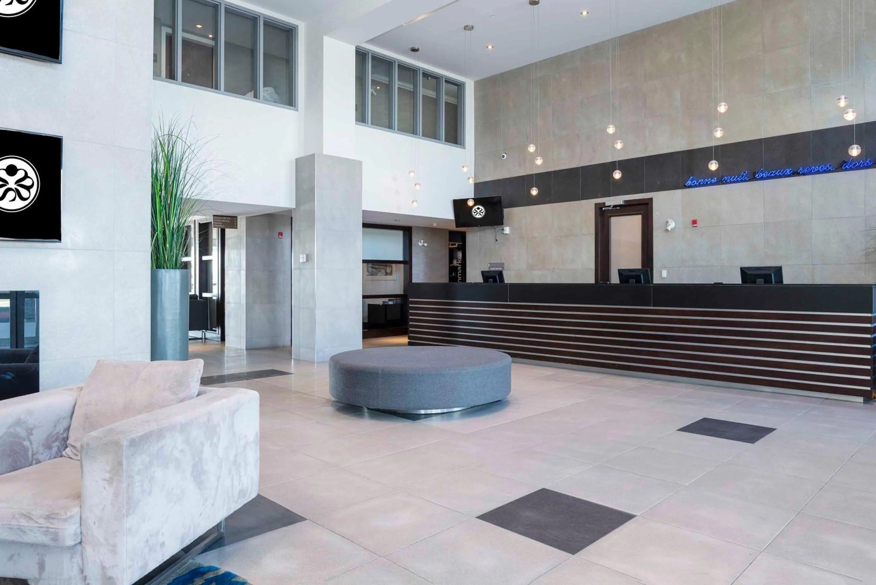 Lobby or reception in Sandman Signature Prince George Hotel