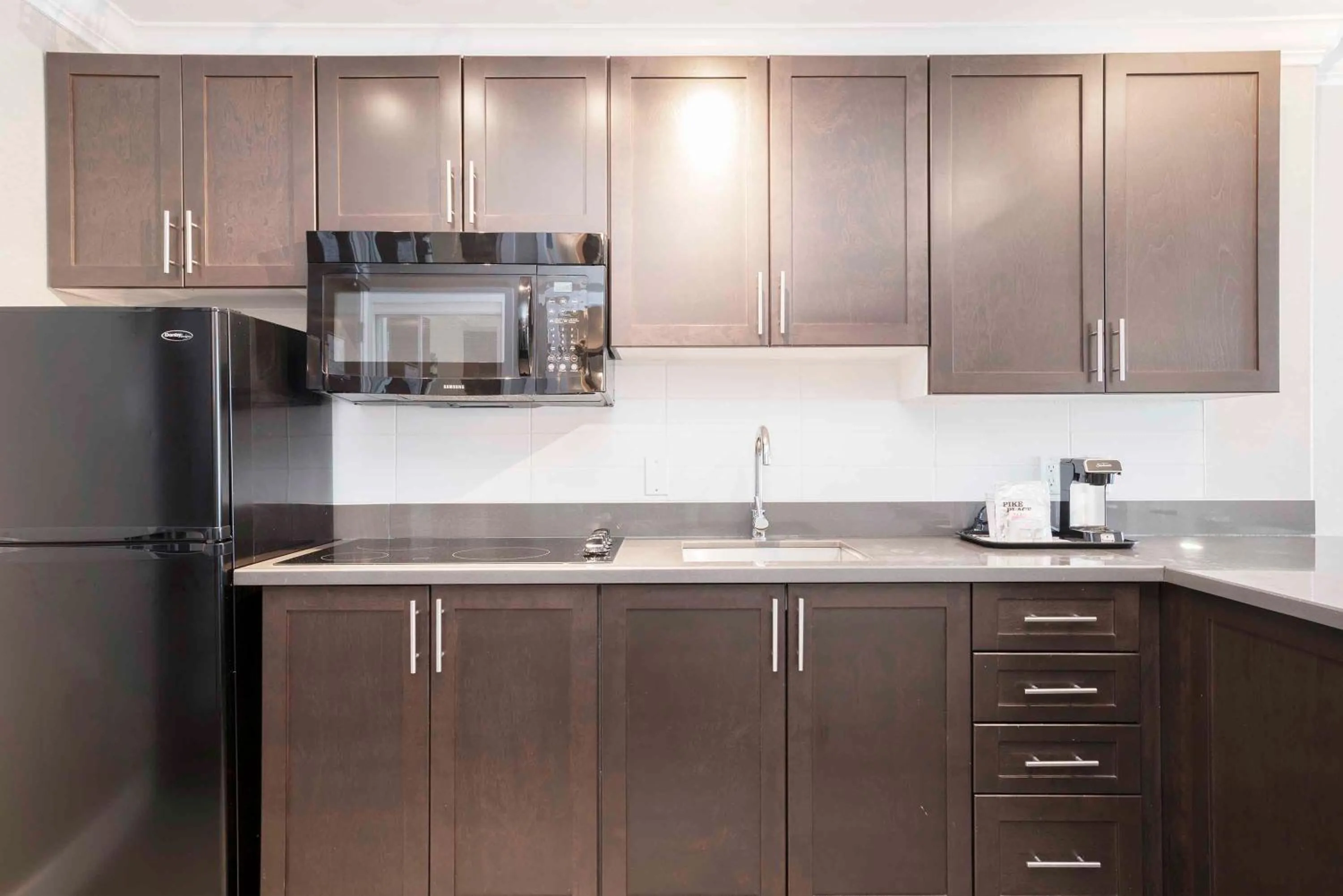 Kitchen or kitchenette in Sandman Signature Prince George Hotel