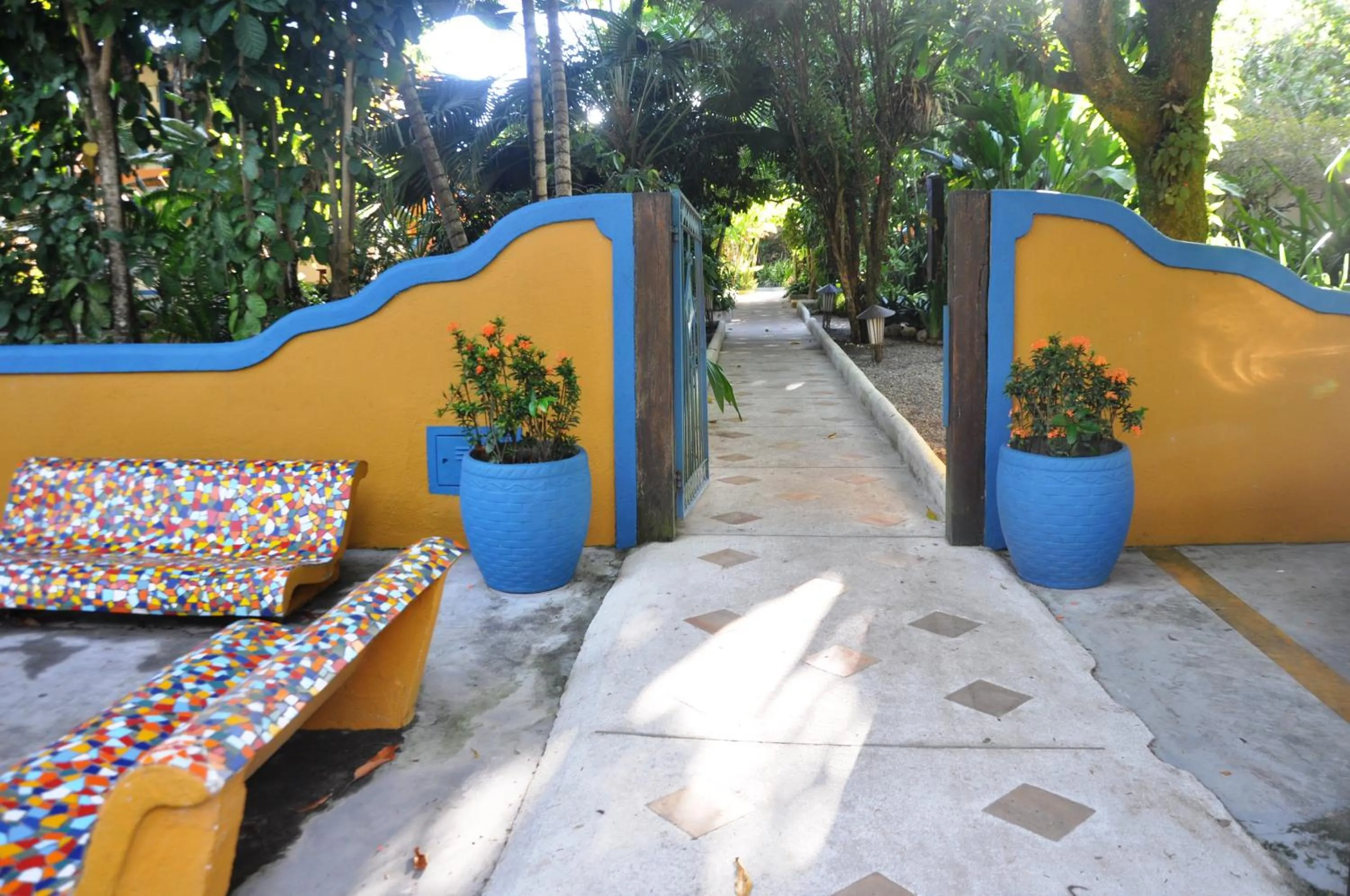 Facade/entrance in Pousada Bemvirá