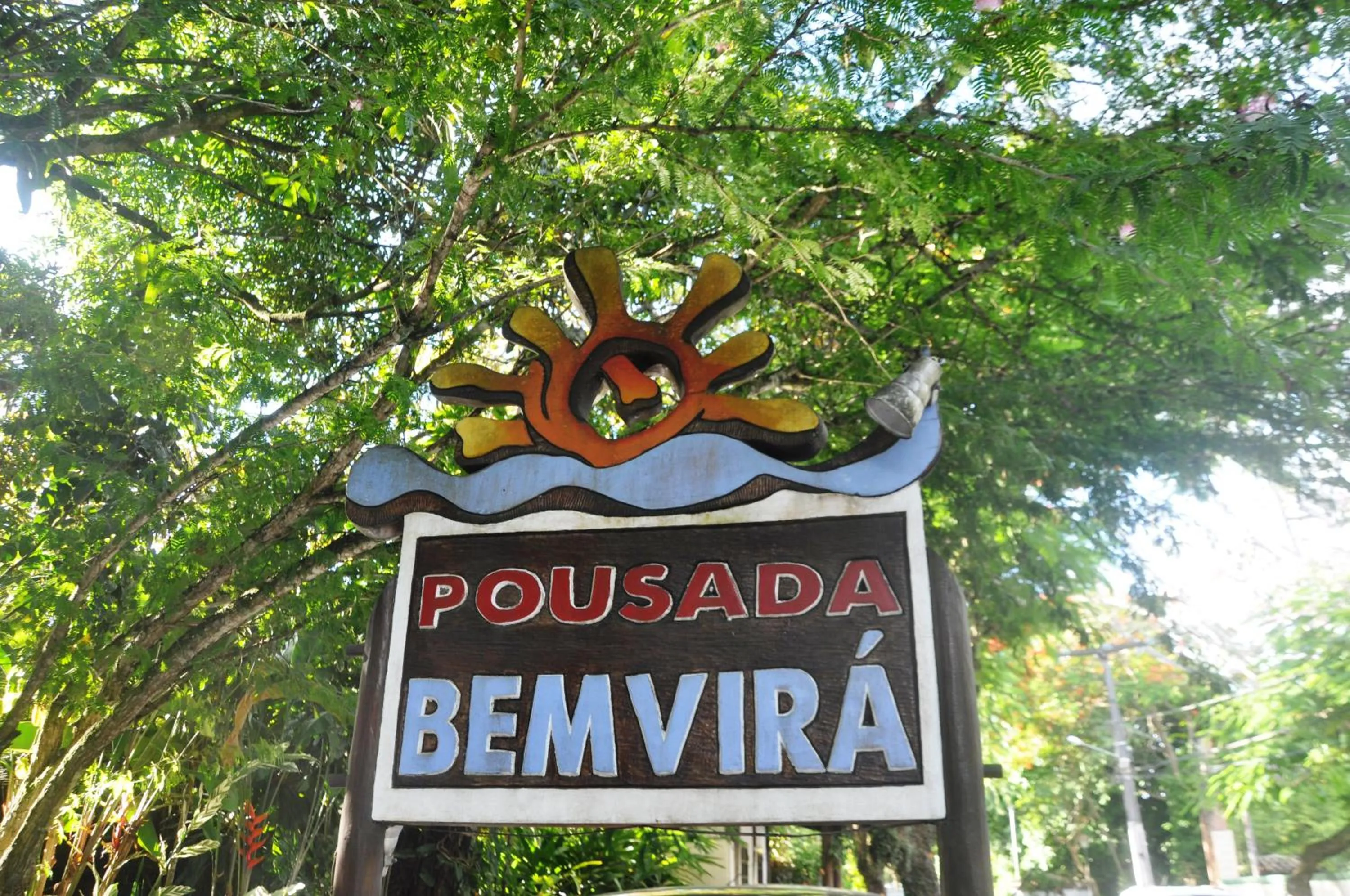 Facade/entrance in Pousada Bemvirá