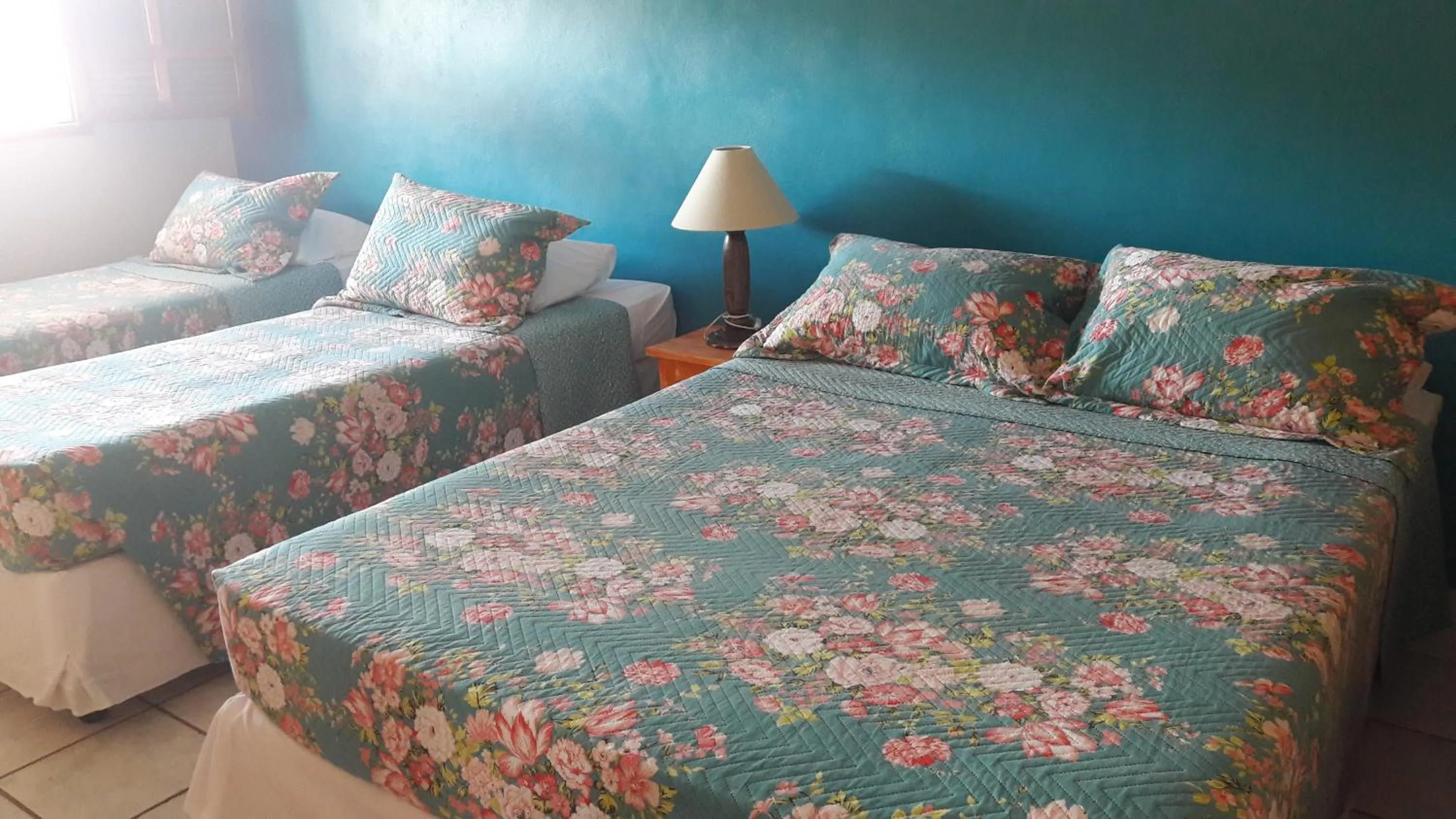 Photo of the whole room, Bed in Pousada Bemvirá