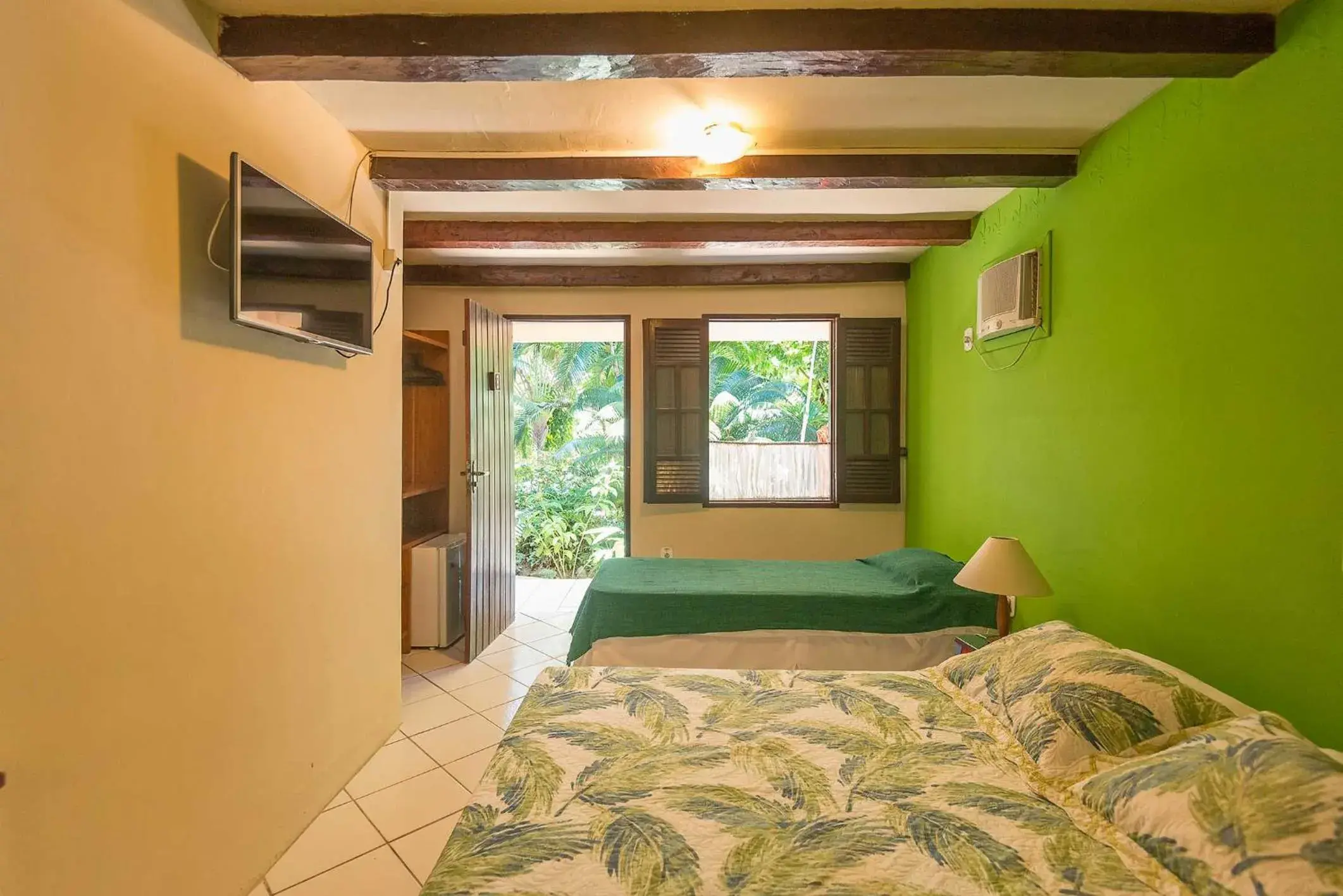 Standard Triple Room in Pousada Bemvirá Standard Triple Room in Pousada Bemvirá