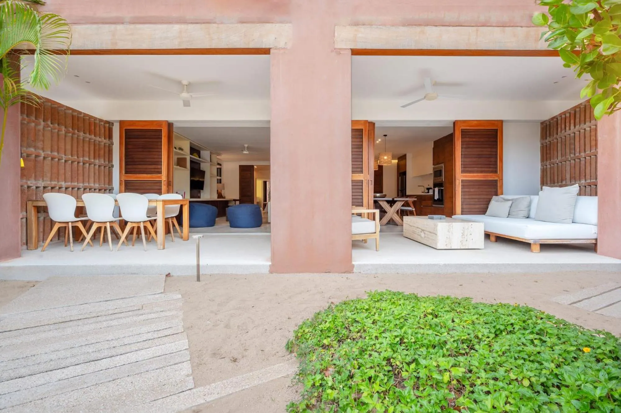 Property building in El Careyes Club & Residences