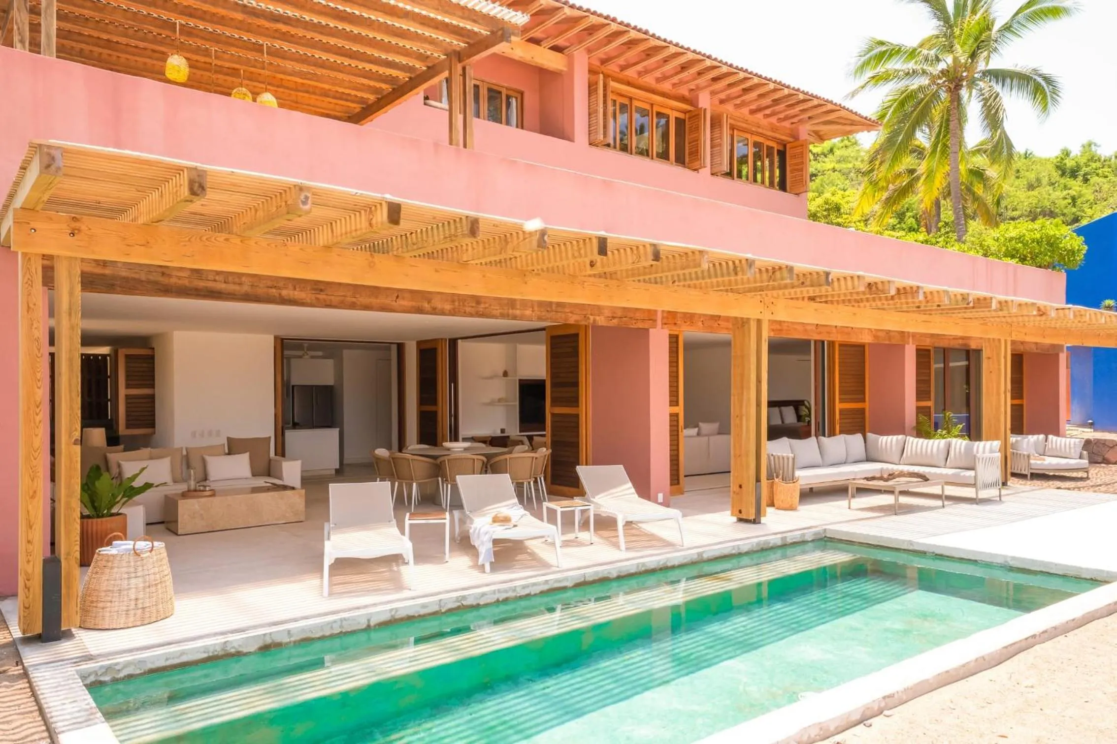 Swimming pool in El Careyes Club & Residences