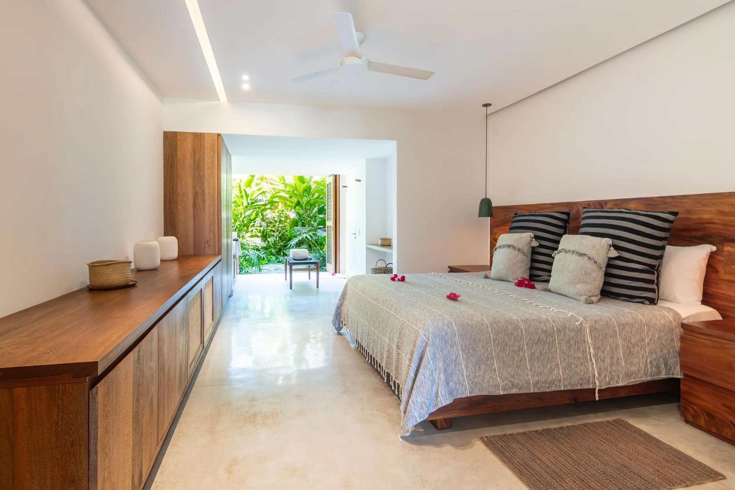 Bed in El Careyes Club & Residences