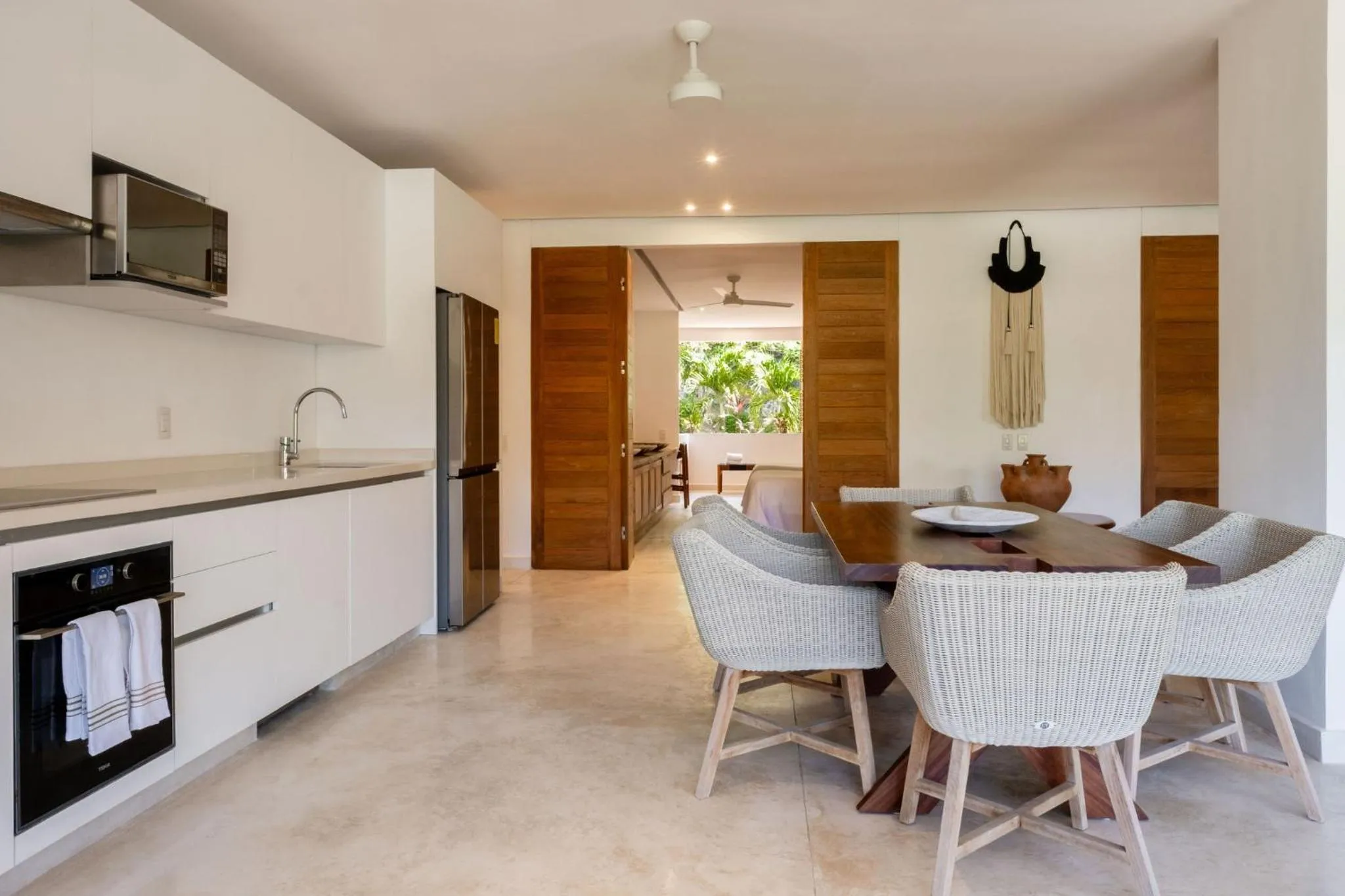 Kitchen or kitchenette in El Careyes Club & Residences
