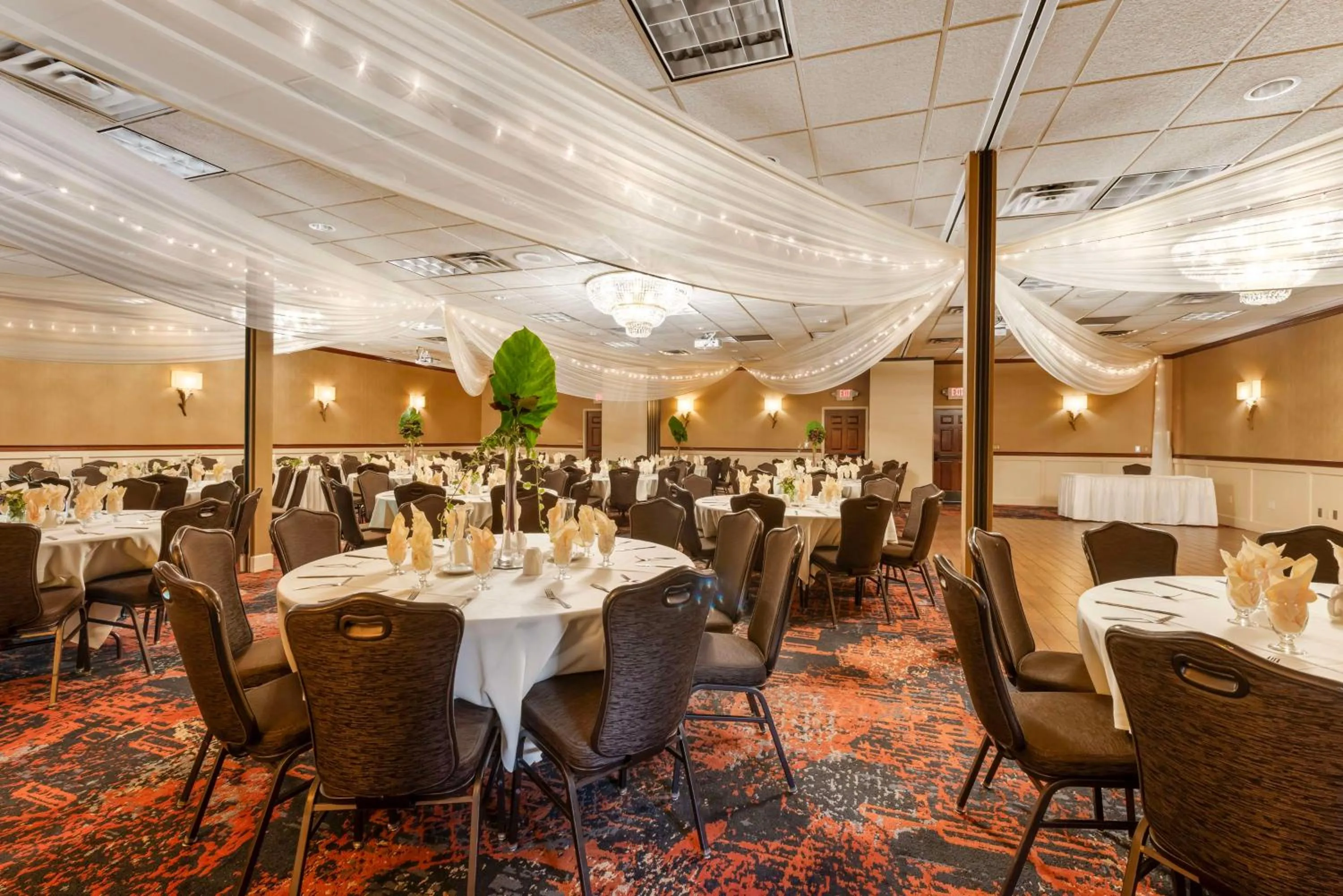 Banquet/Function facilities in Best Western Plus White Bear Country Inn