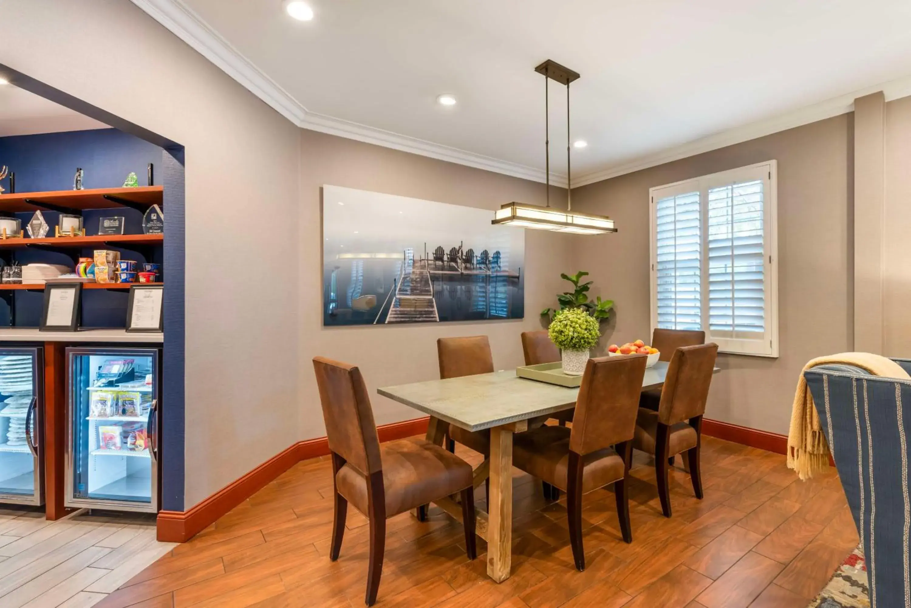 Property building in Best Western Plus White Bear Country Inn Property building in Best Western Plus White Bear Country Inn